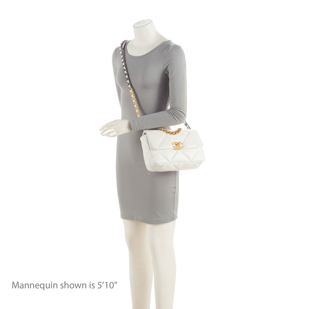 Chanel Lambskin 19 Medium Flap Shoulder Bag (SHF-mCNqcK)