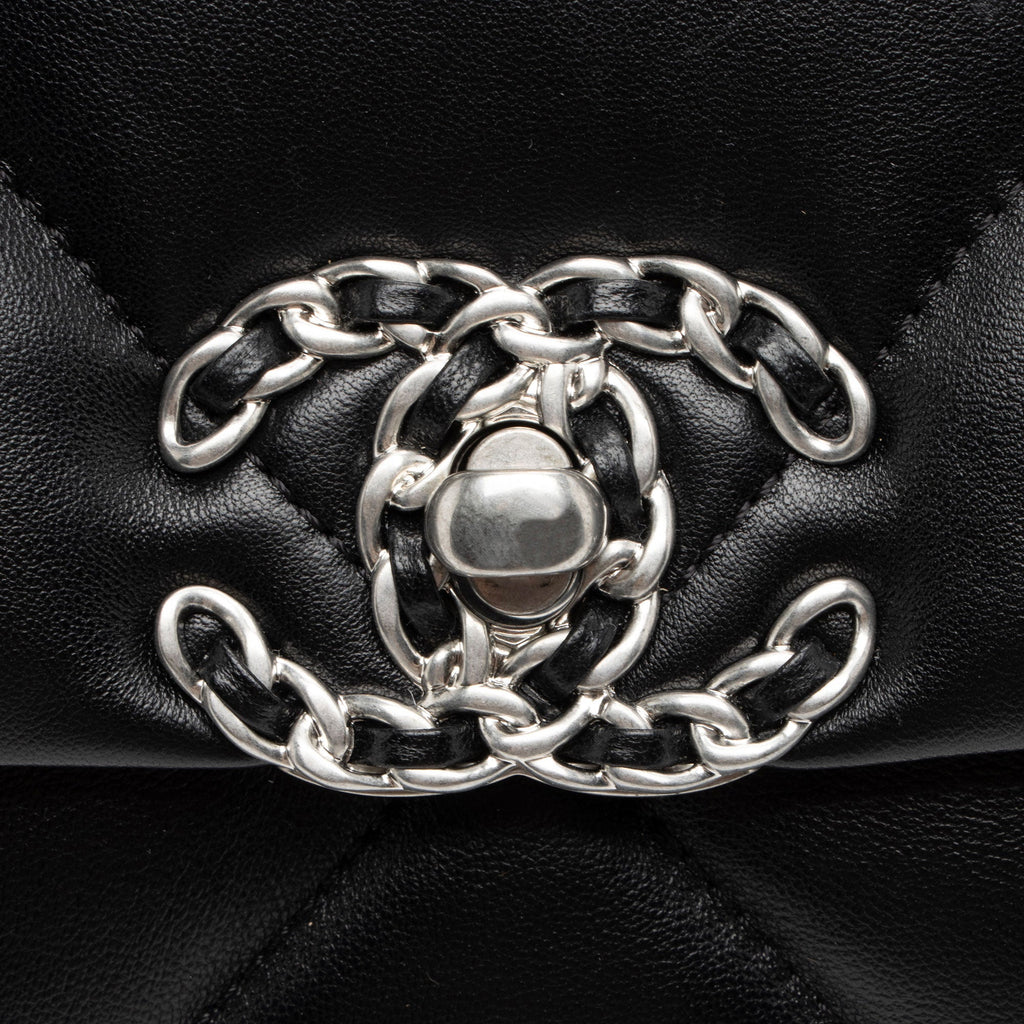 Chanel Lambskin 19 Medium Flap Shoulder Bag (SHF-boGp4i)