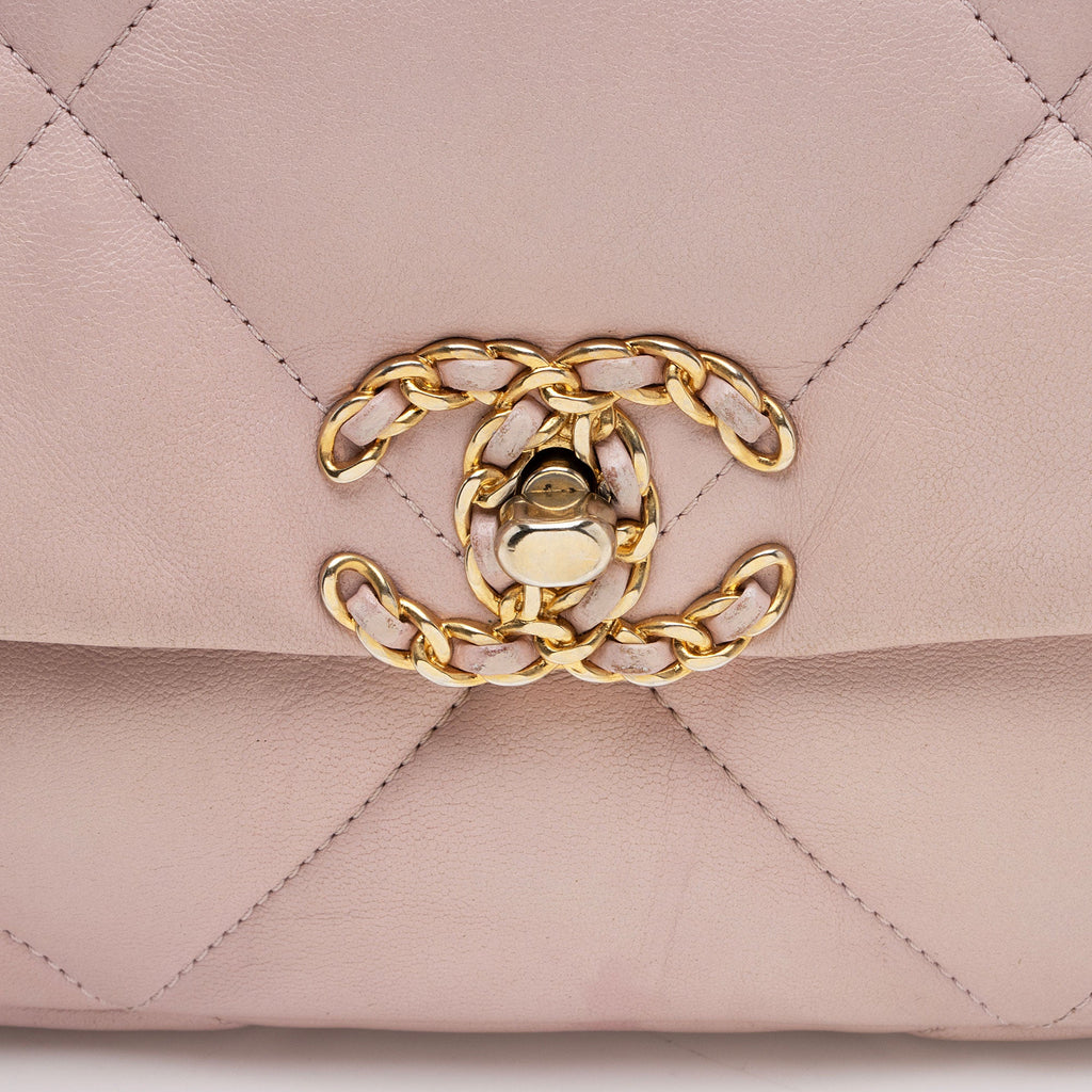 Chanel Lambskin 19 Medium Flap Shoulder Bag (SHF-YSbPqL)