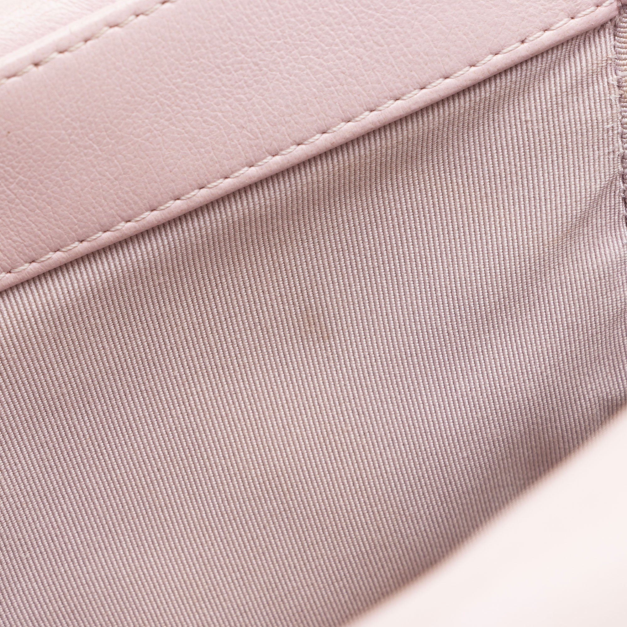 Chanel Lambskin 19 Medium Flap Shoulder Bag (SHF-YSbPqL)