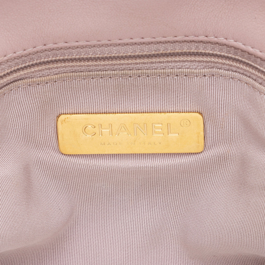 Chanel Lambskin 19 Medium Flap Shoulder Bag (SHF-YSbPqL)