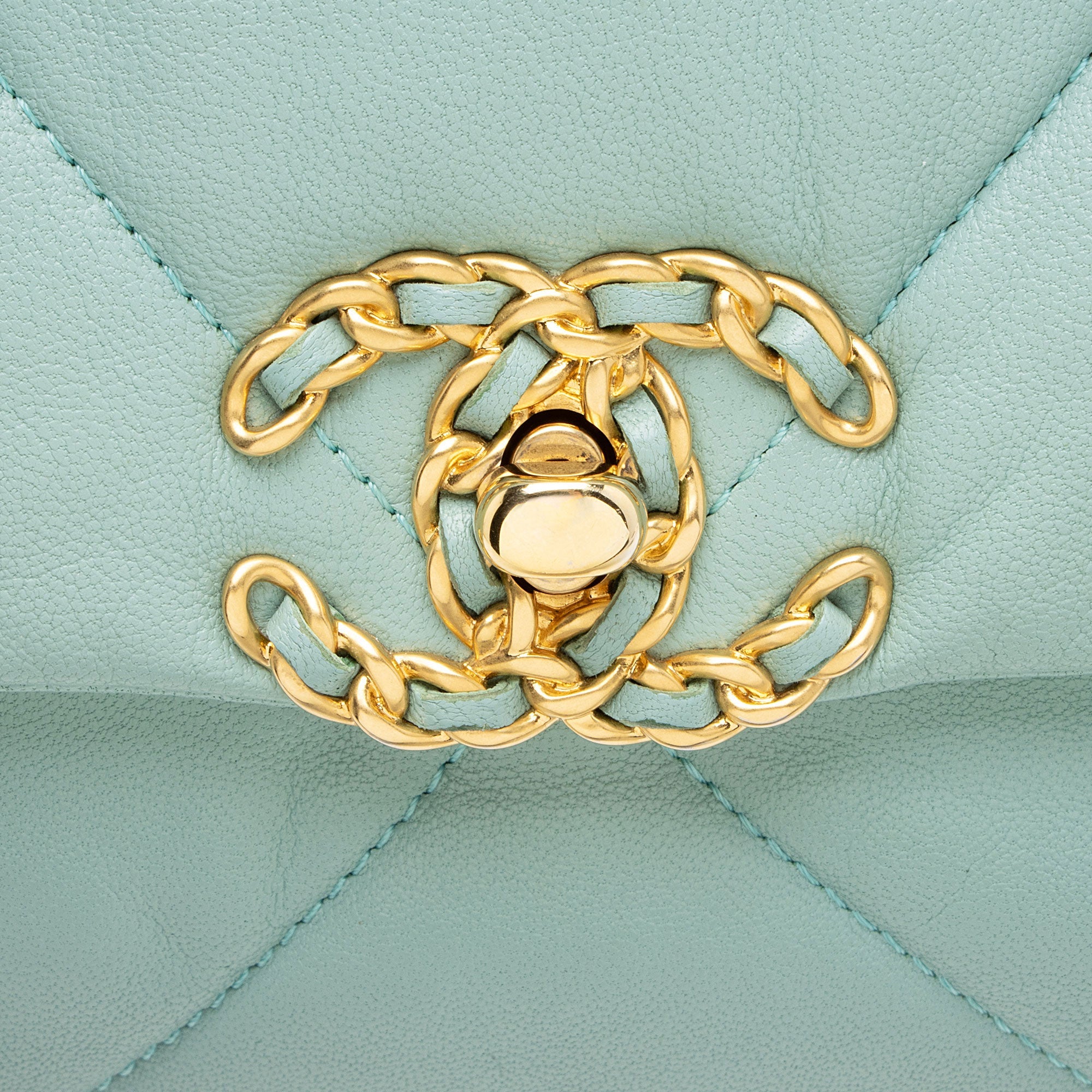 Chanel Lambskin 19 Medium Flap Shoulder Bag