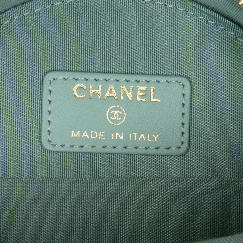 Chanel Lambskin 19 Round Clutch with Chain (SHG-LNLH4i)