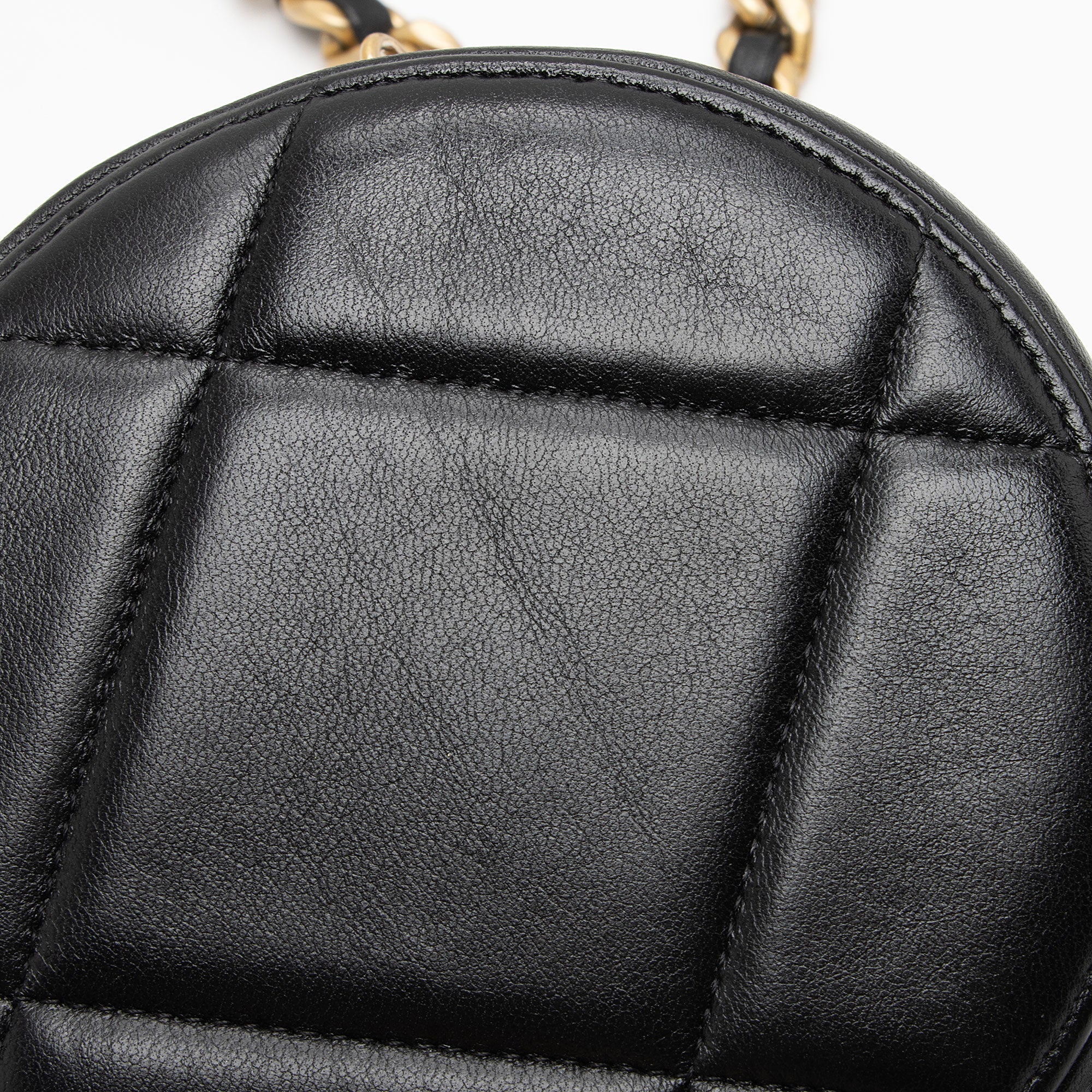 Chanel Lambskin 19 Round Clutch with Chain