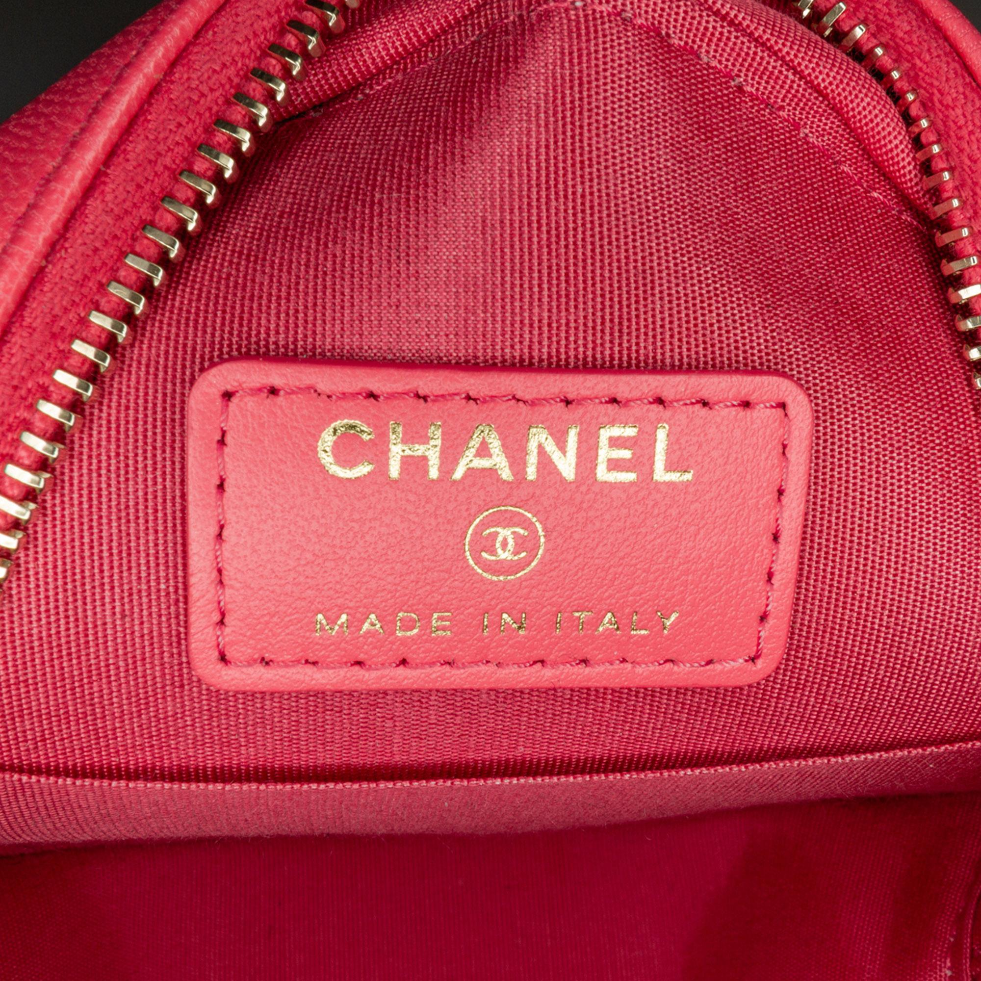 Chanel Lambskin 19 Round Clutch with Chain (SHG-lonjpA)