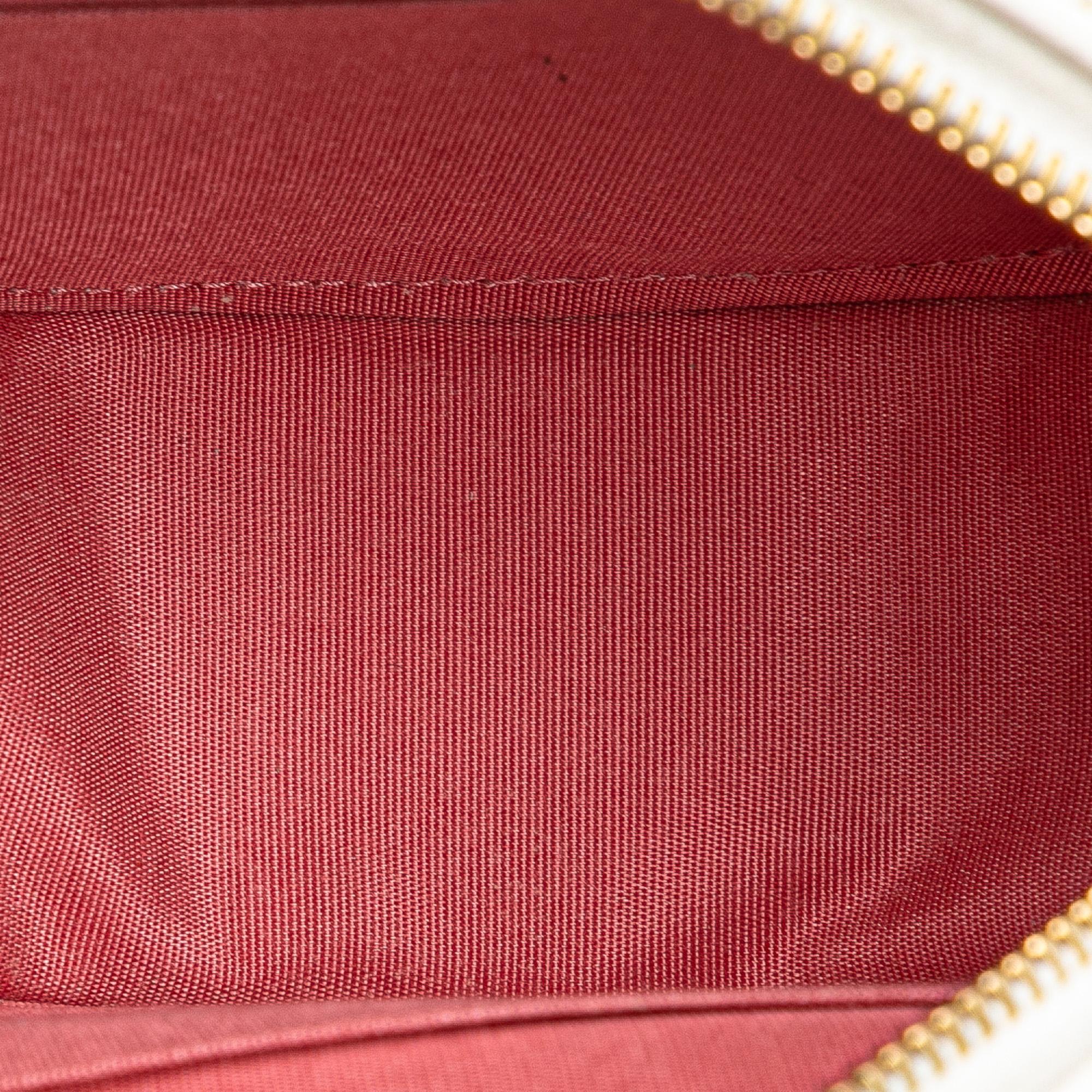 Chanel Lambskin 19 Round Clutch with Chain