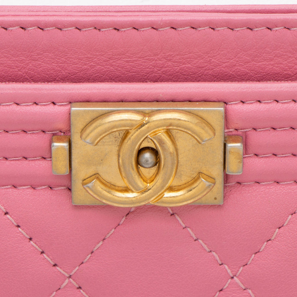 Chanel Lambskin Boy Card Holder (SHF-xyoKJV)