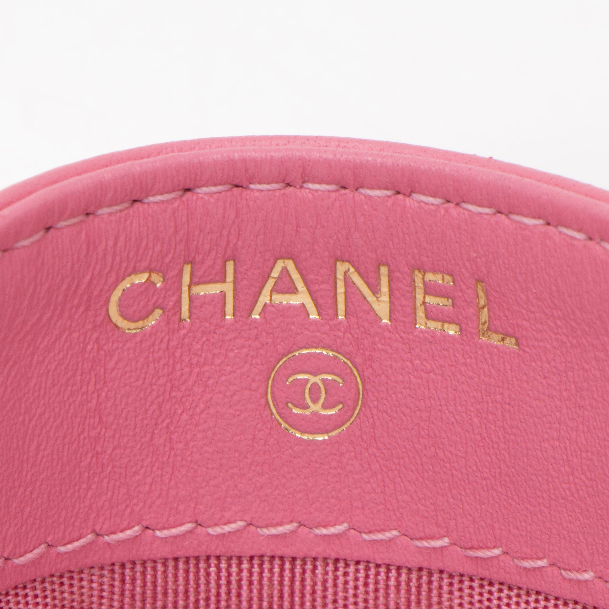 Chanel Lambskin Boy Card Holder (SHF-xyoKJV)