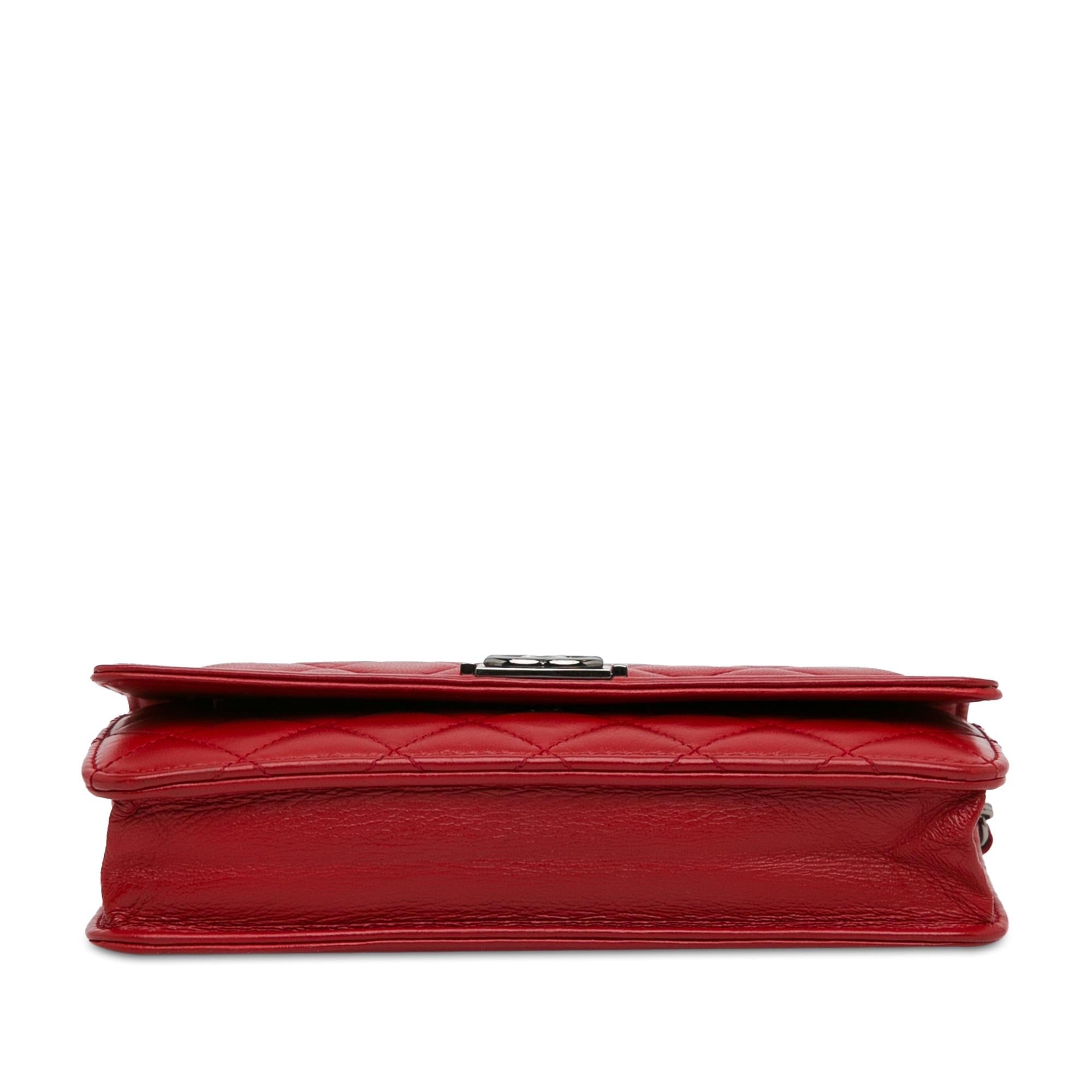 Chanel Lambskin Boy Wallet On Chain (SHG-ZKpWID)
