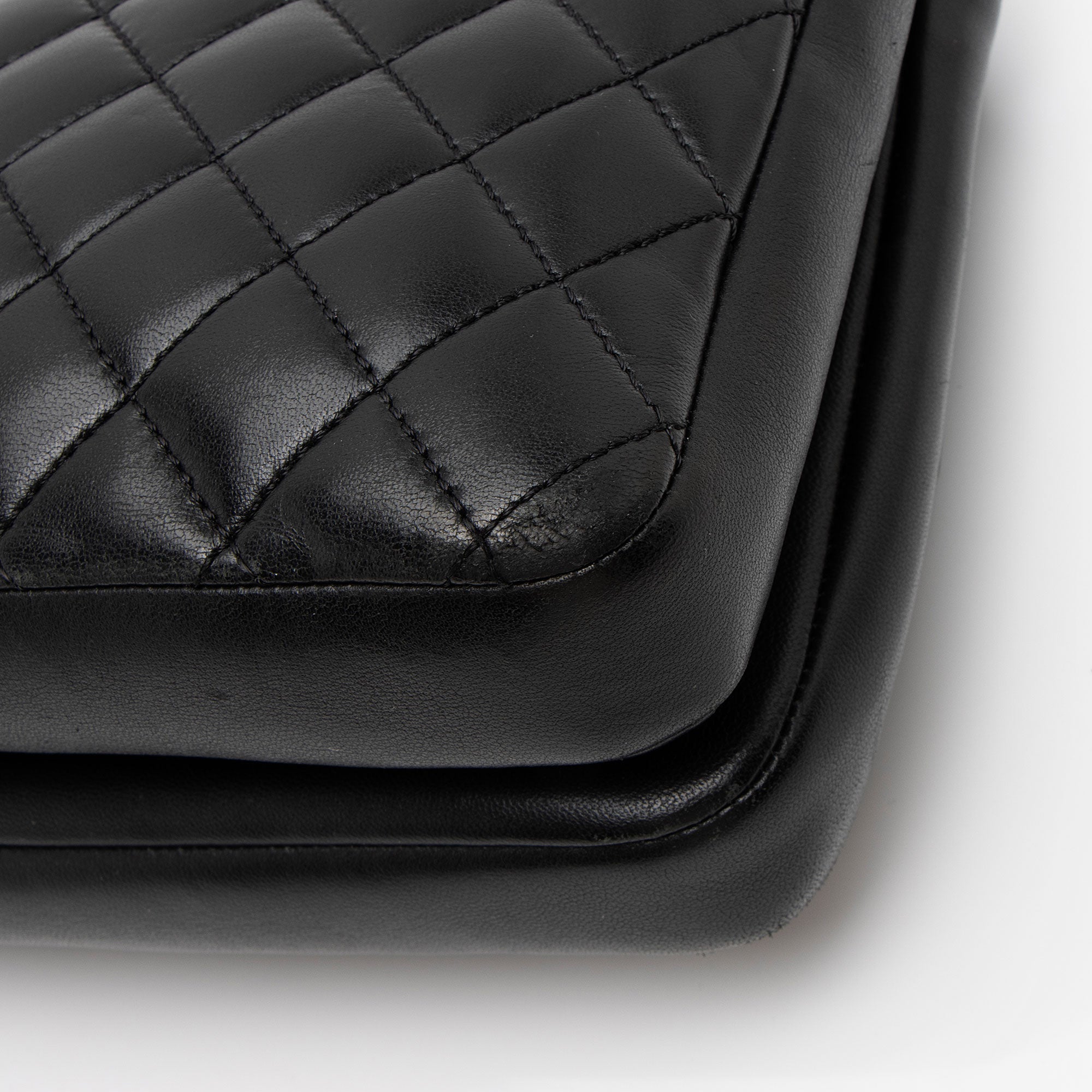 Chanel Lambskin CC Chic Medium Flap Bag (SHF-JgVtpv)