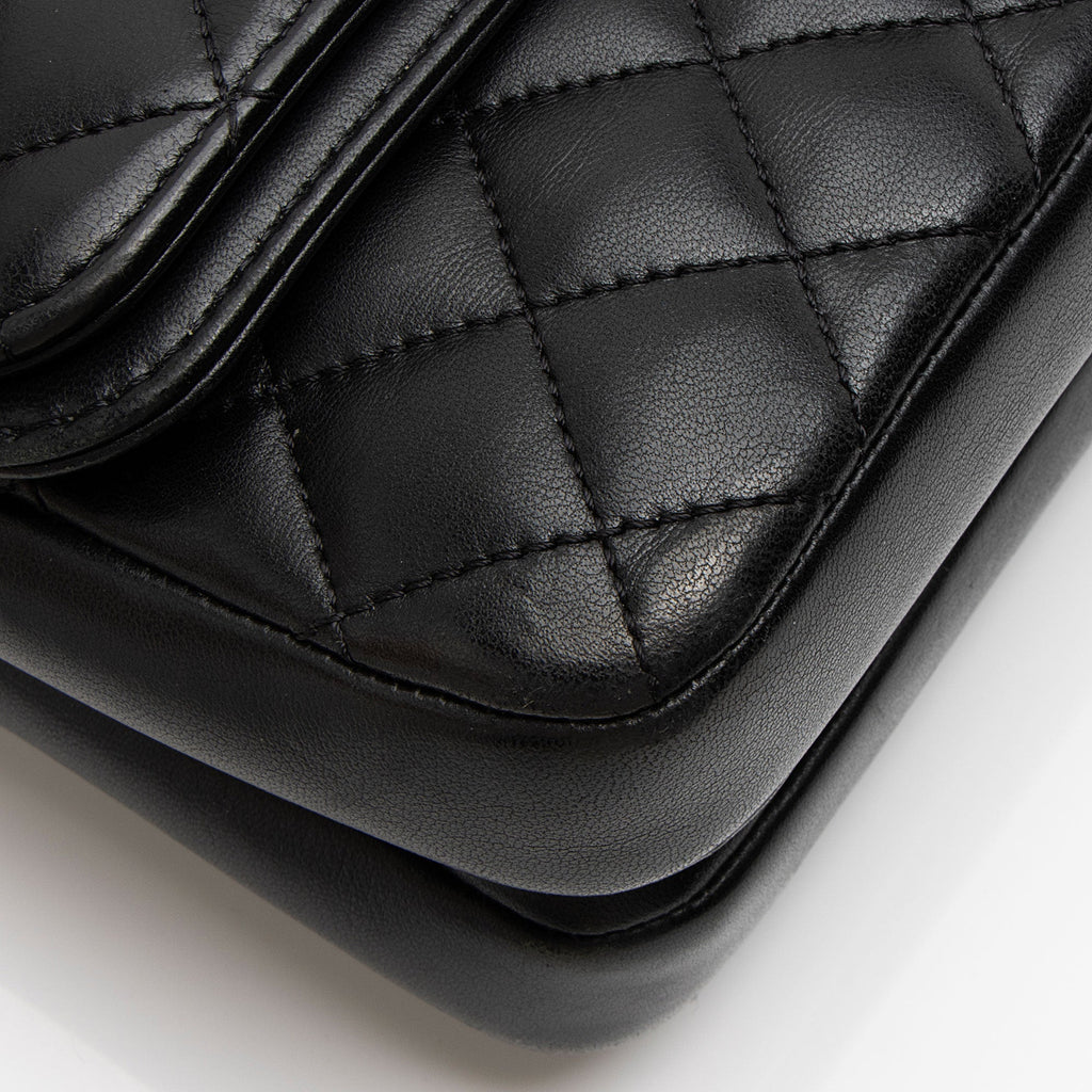 Chanel Lambskin CC Chic Medium Flap Bag (SHF-JgVtpv)