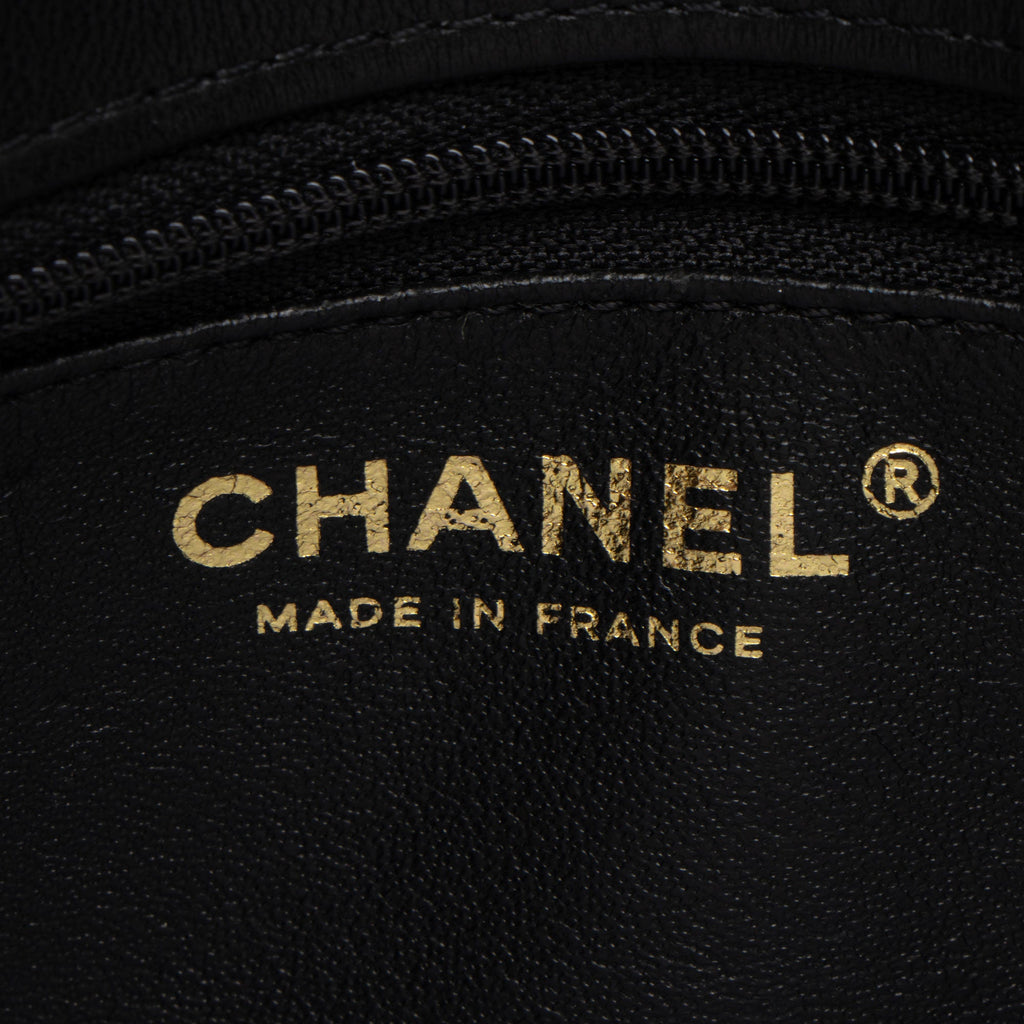 Chanel Lambskin CC Chic Medium Flap Bag (SHF-JgVtpv)