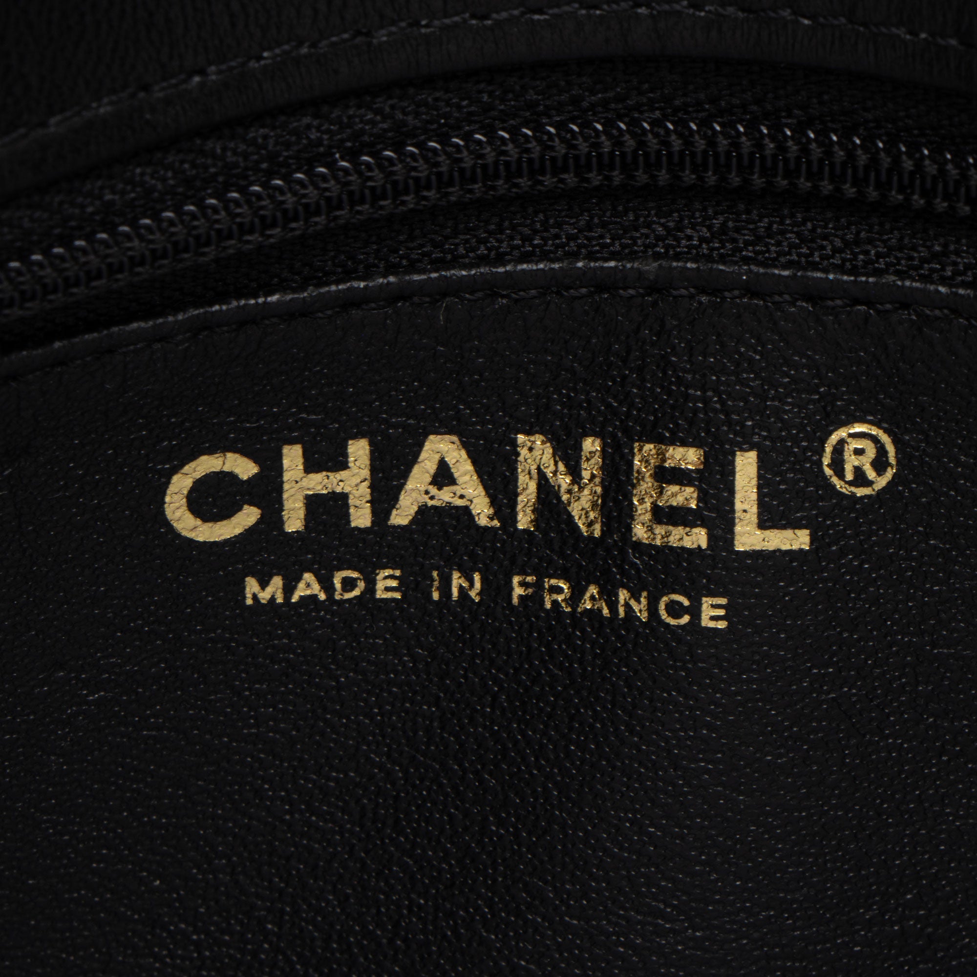 Chanel Lambskin CC Chic Medium Flap Bag (SHF-JgVtpv)