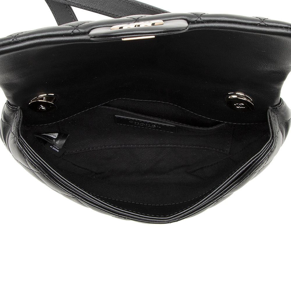 Chanel Lambskin CC Flap Belt Bag (SHF-19470)