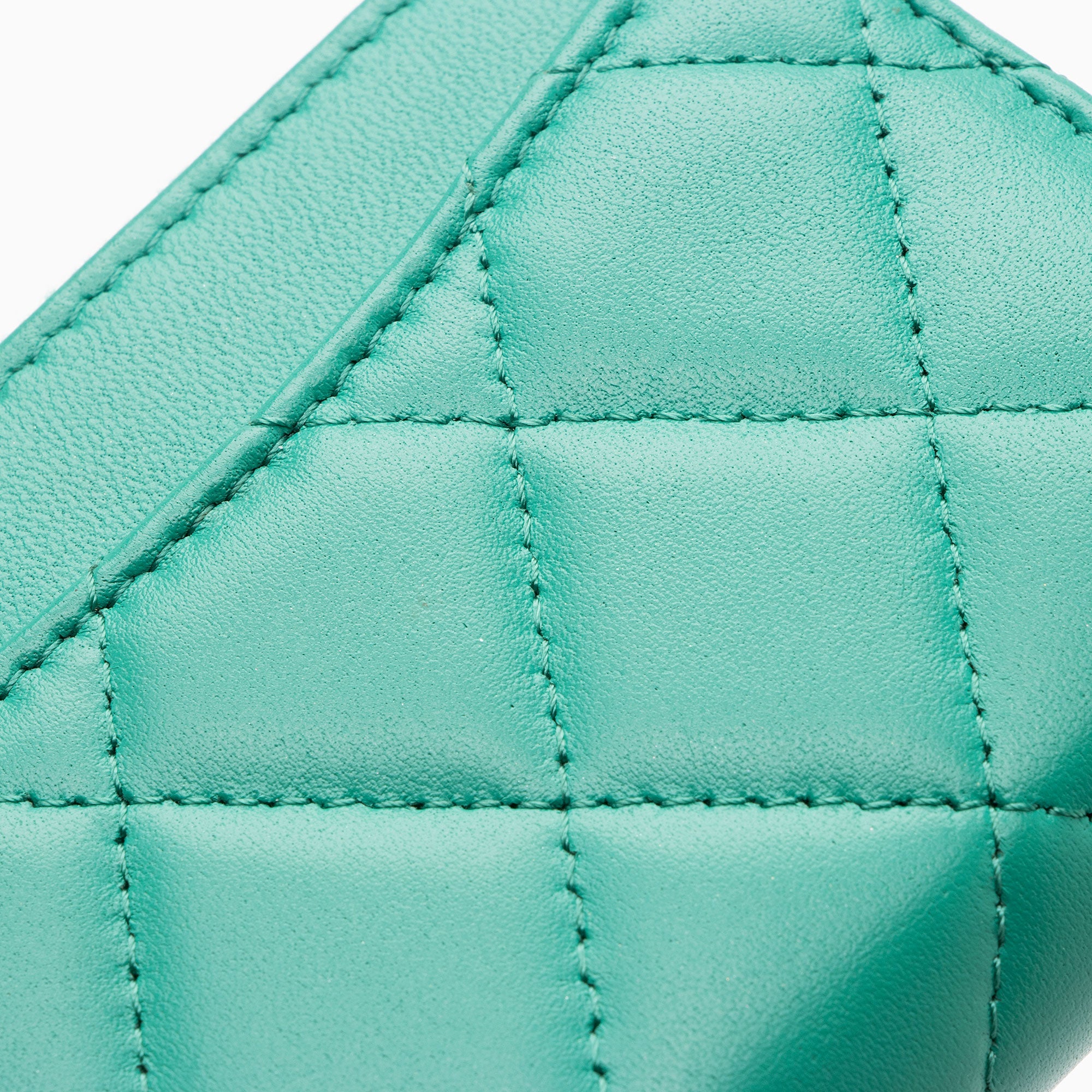 Chanel Lambskin CC Zip Around Card Case (SHF-kPLZP1)