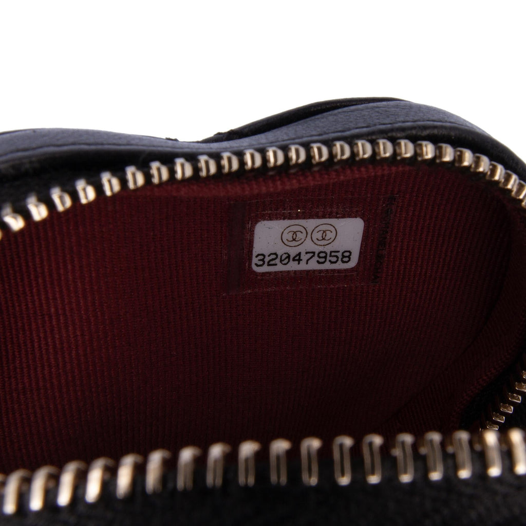 Chanel Lambskin CC in Love Heart Necklace Bag