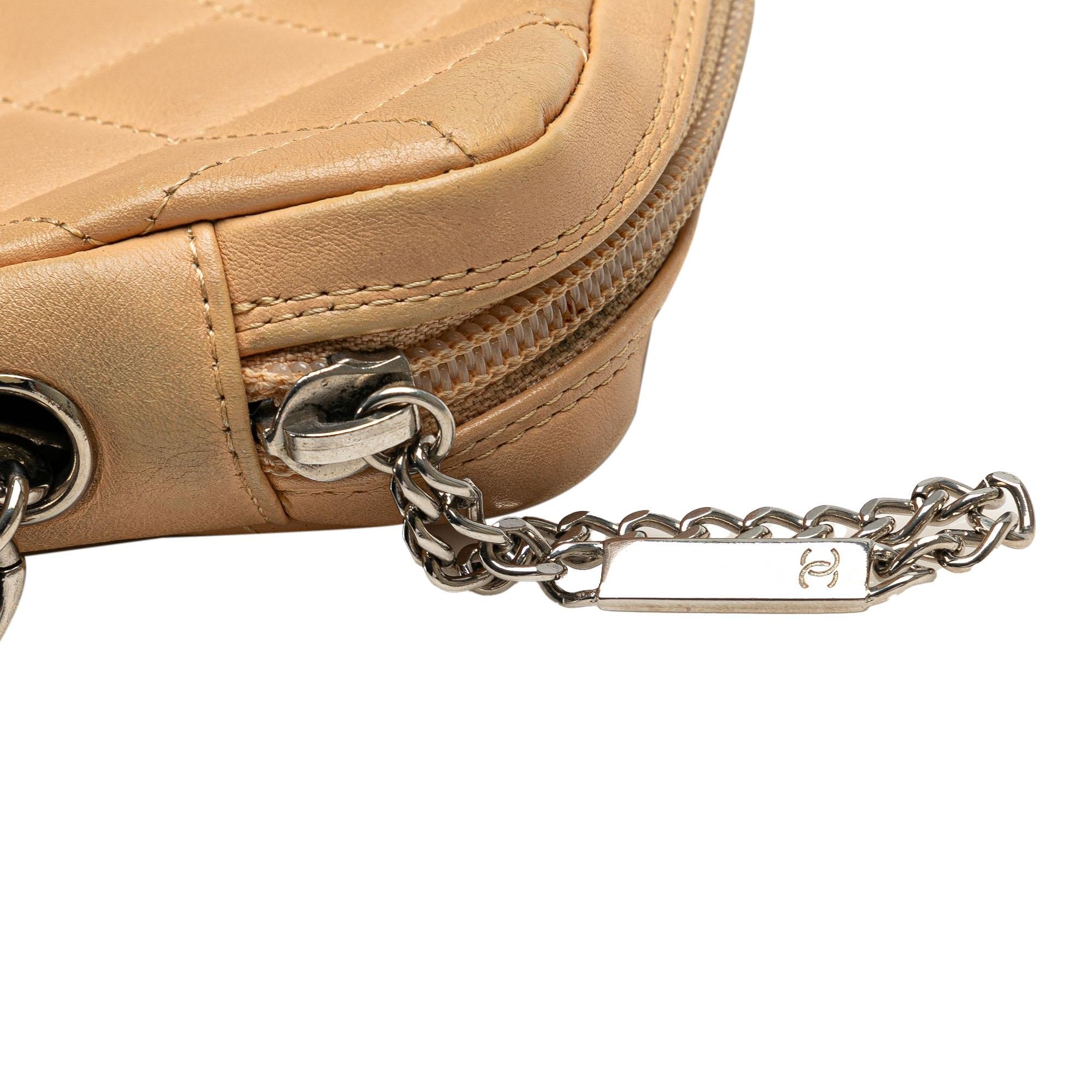 Chanel Lambskin Cambon Ligne Crossbody (SHG-DKcrZ0)