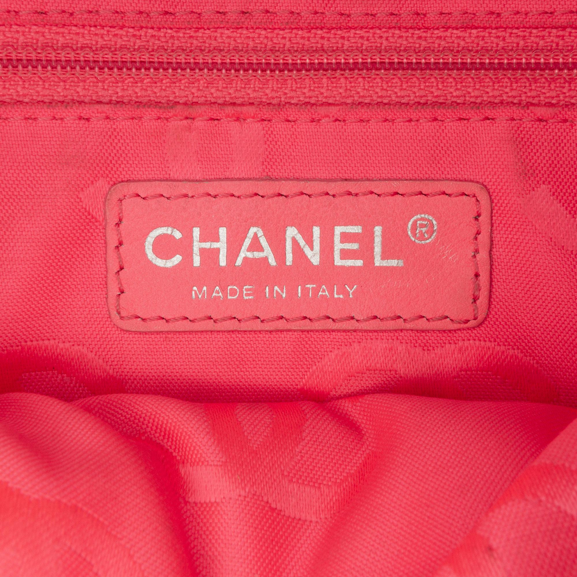 Chanel Lambskin Cambon Ligne Pochette (SHG-XtFtOk)