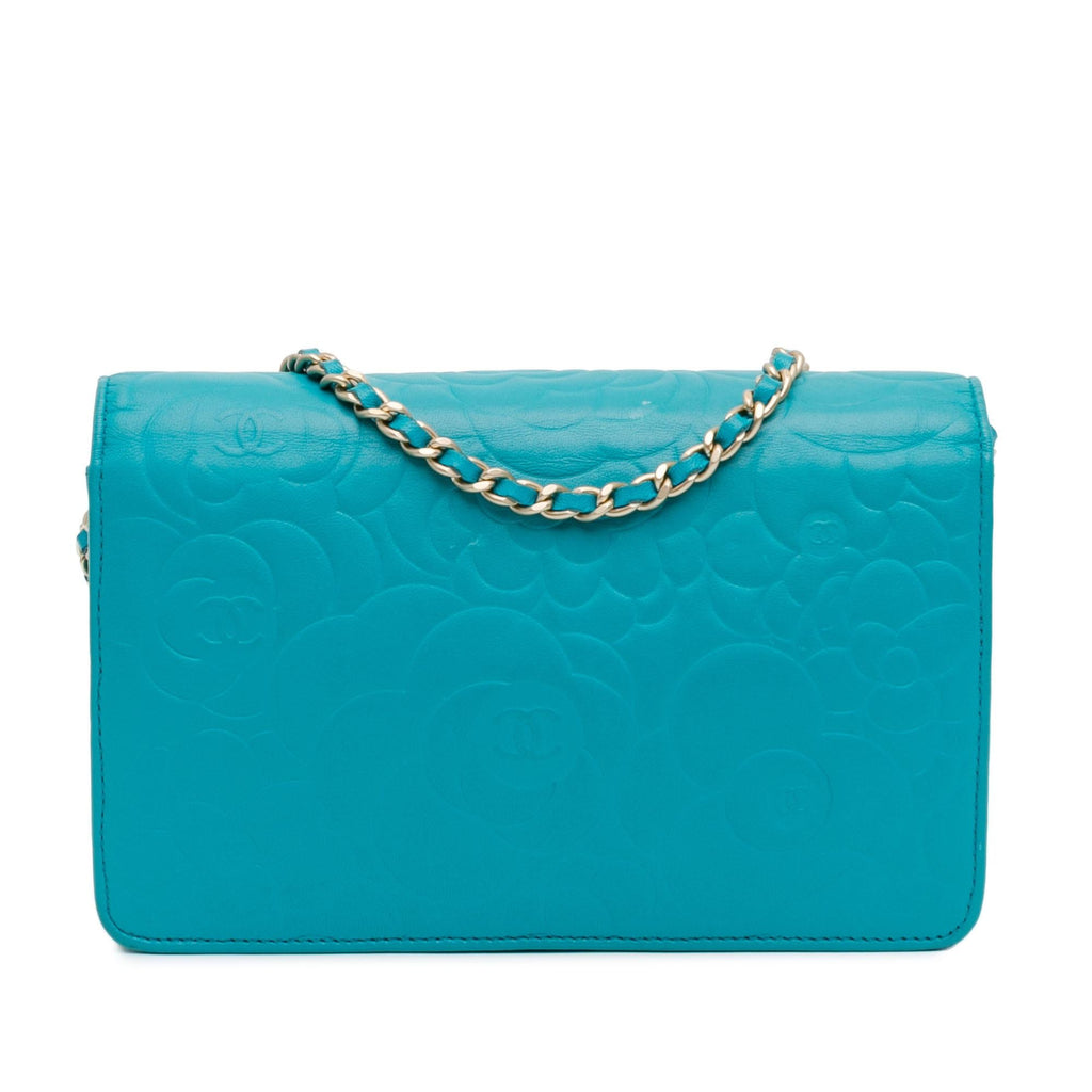 Chanel Lambskin Camellia Embossed Wallet On Chain (SHG-mlSvTa)