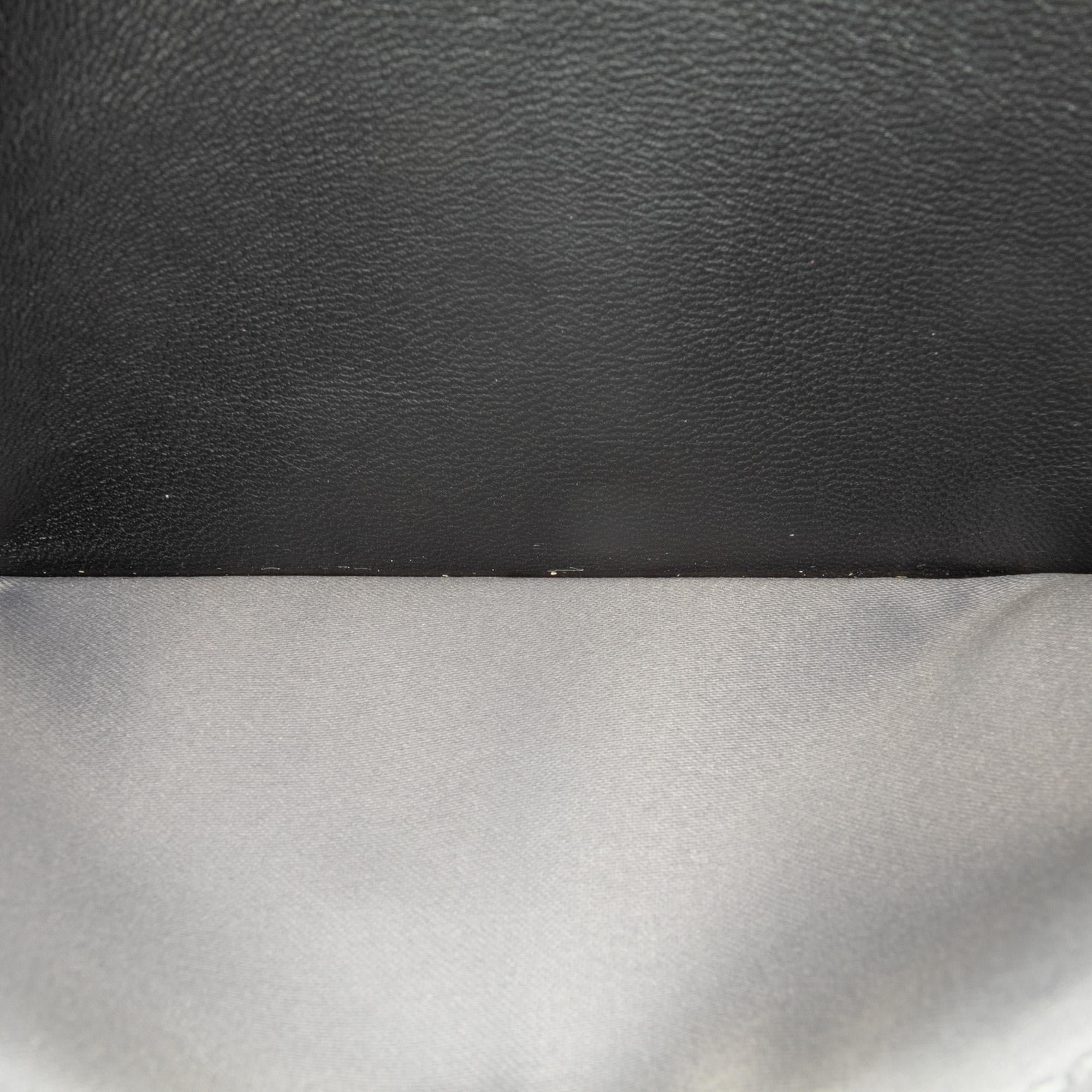 Chanel Lambskin Camellia Embossed Wallet On Chain (SHG-Jgwe48)