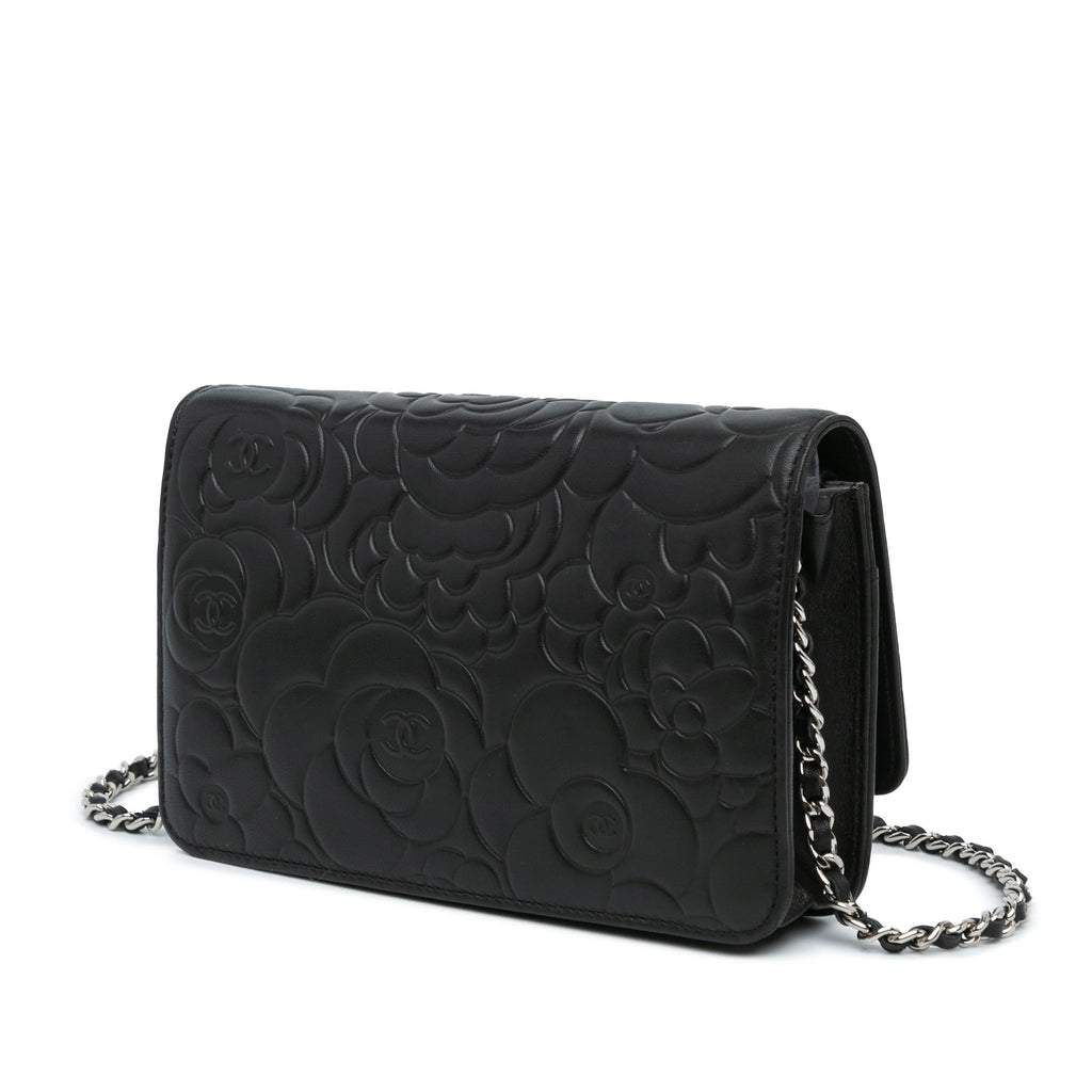 Chanel Lambskin Camellia Embossed Wallet On Chain (SHG-Jgwe48)
