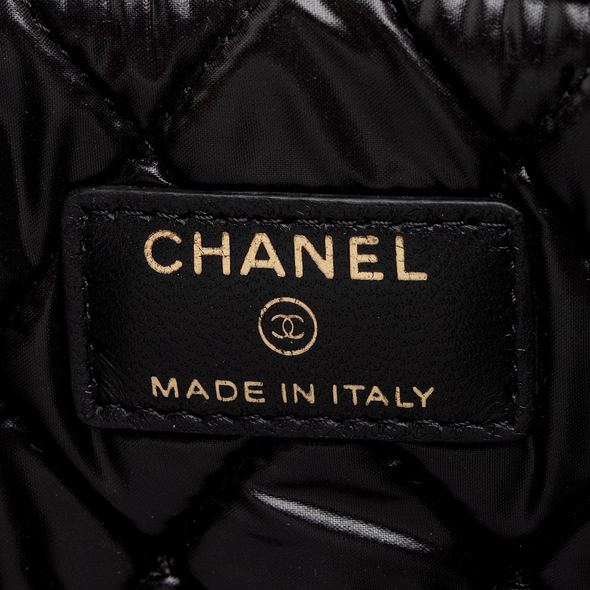 Chanel Lambskin Camellia Medium O-Case