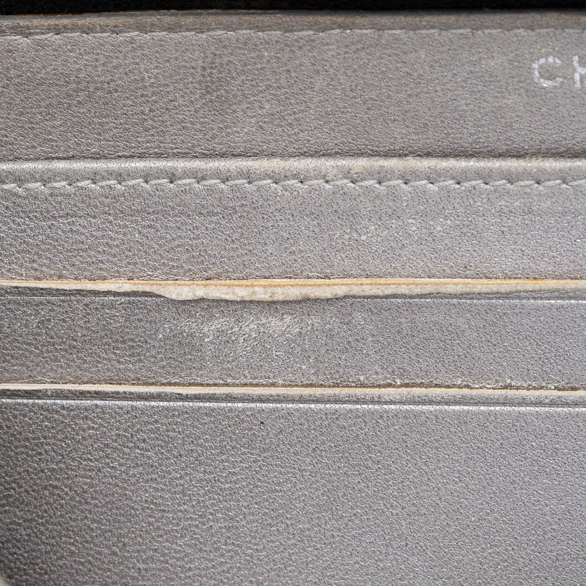 Chanel Lambskin Camellia Zip Around Wallet (SHF-fpP10f)