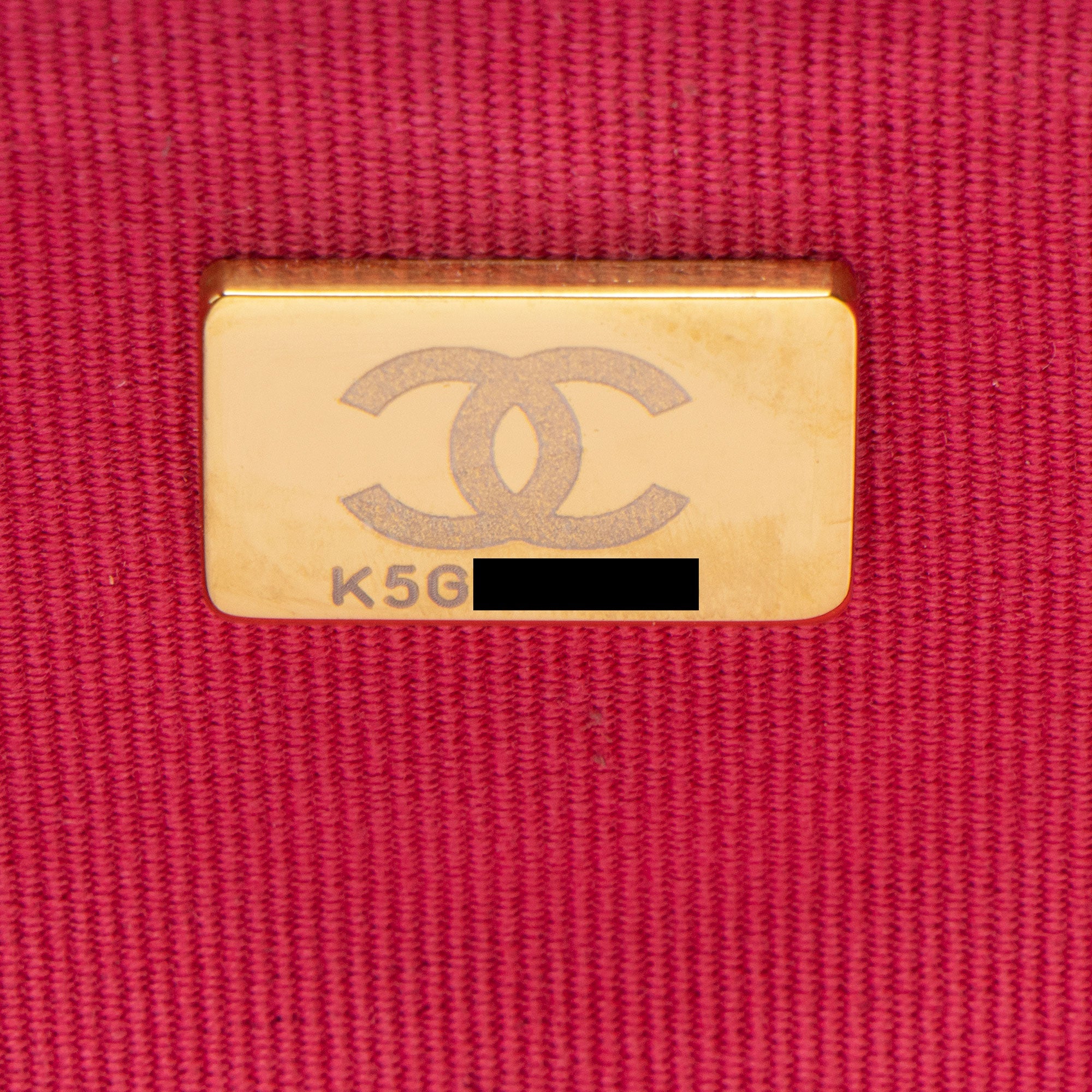 Chanel Lambskin CC Chain Bar Small Vanity Case