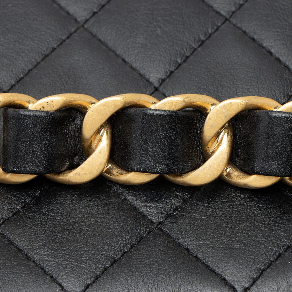 Chanel Lambskin CC Chain Bar Small Vanity Case