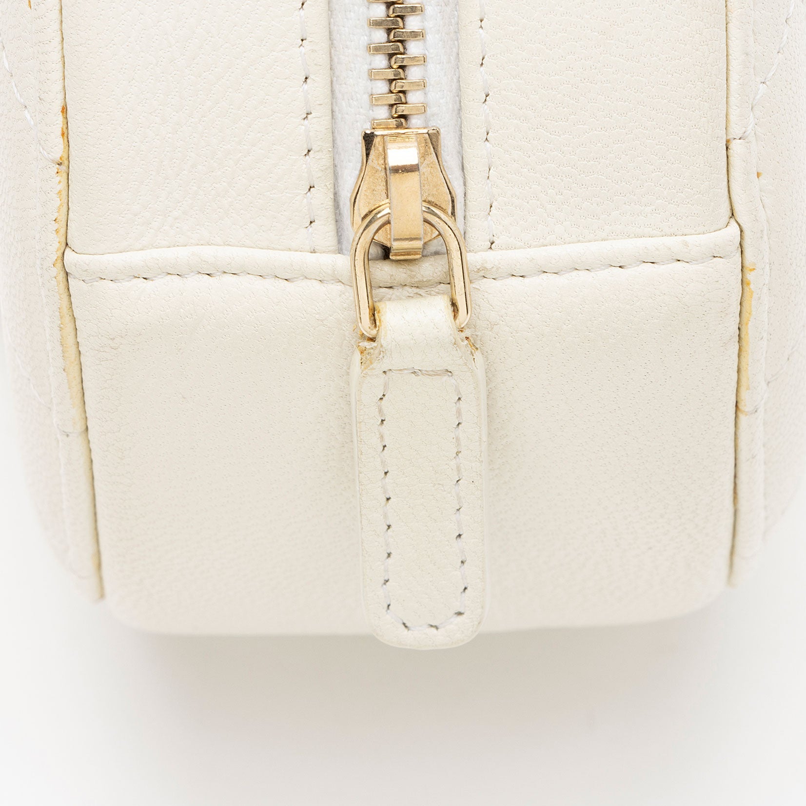 Chanel Lambskin Chic Pearls Round Clutch with Chain