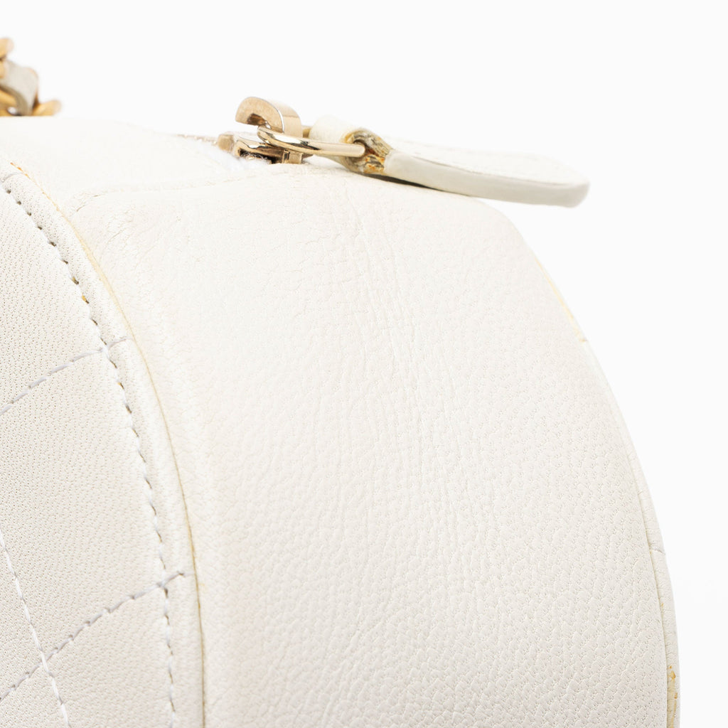 Chanel Lambskin Chic Pearls Round Clutch with Chain
