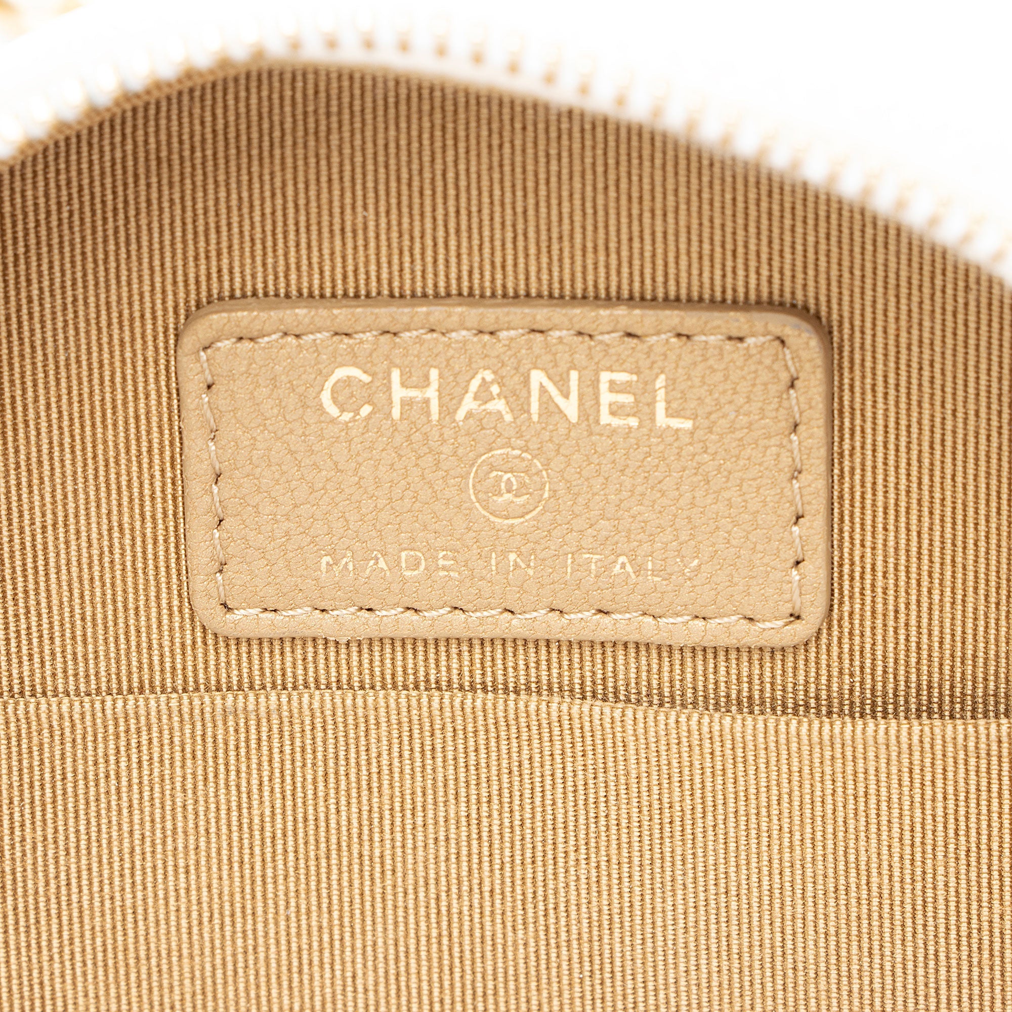 Chanel Lambskin Chic Pearls Round Clutch with Chain