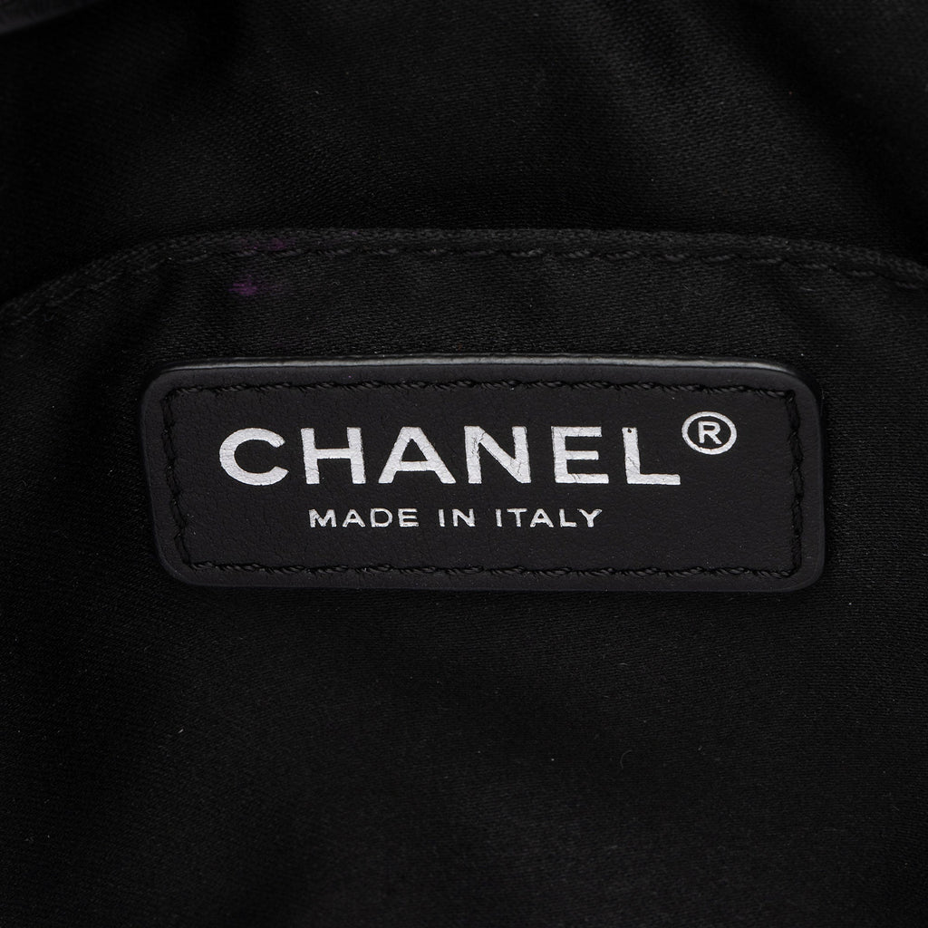 Chanel Lambskin Chic & Soft CC Large Shopping Tote (SHF-PxYWup)