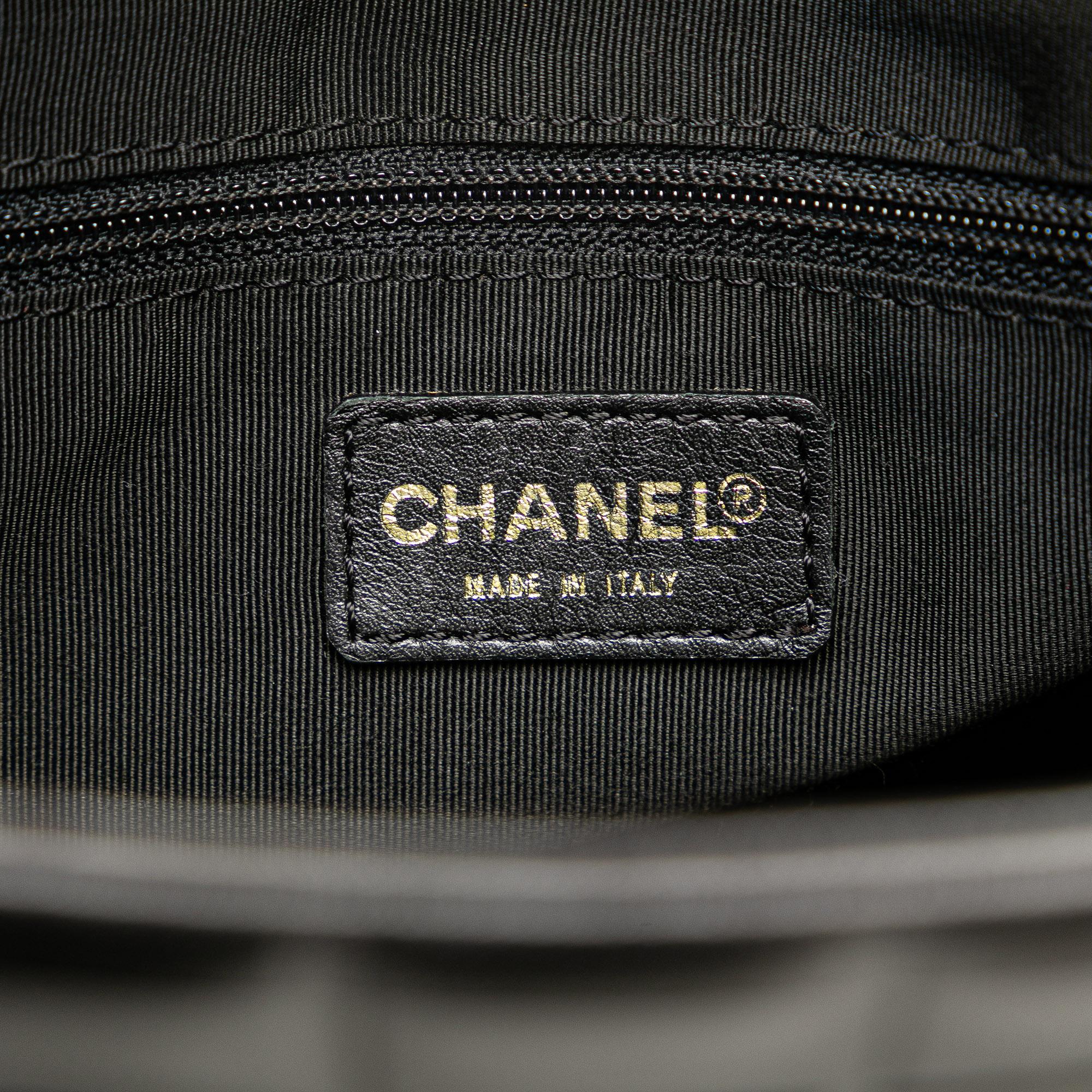 Chanel Lambskin Chocolate Bar Shoulder Bag (SHG-Cnyzqh)