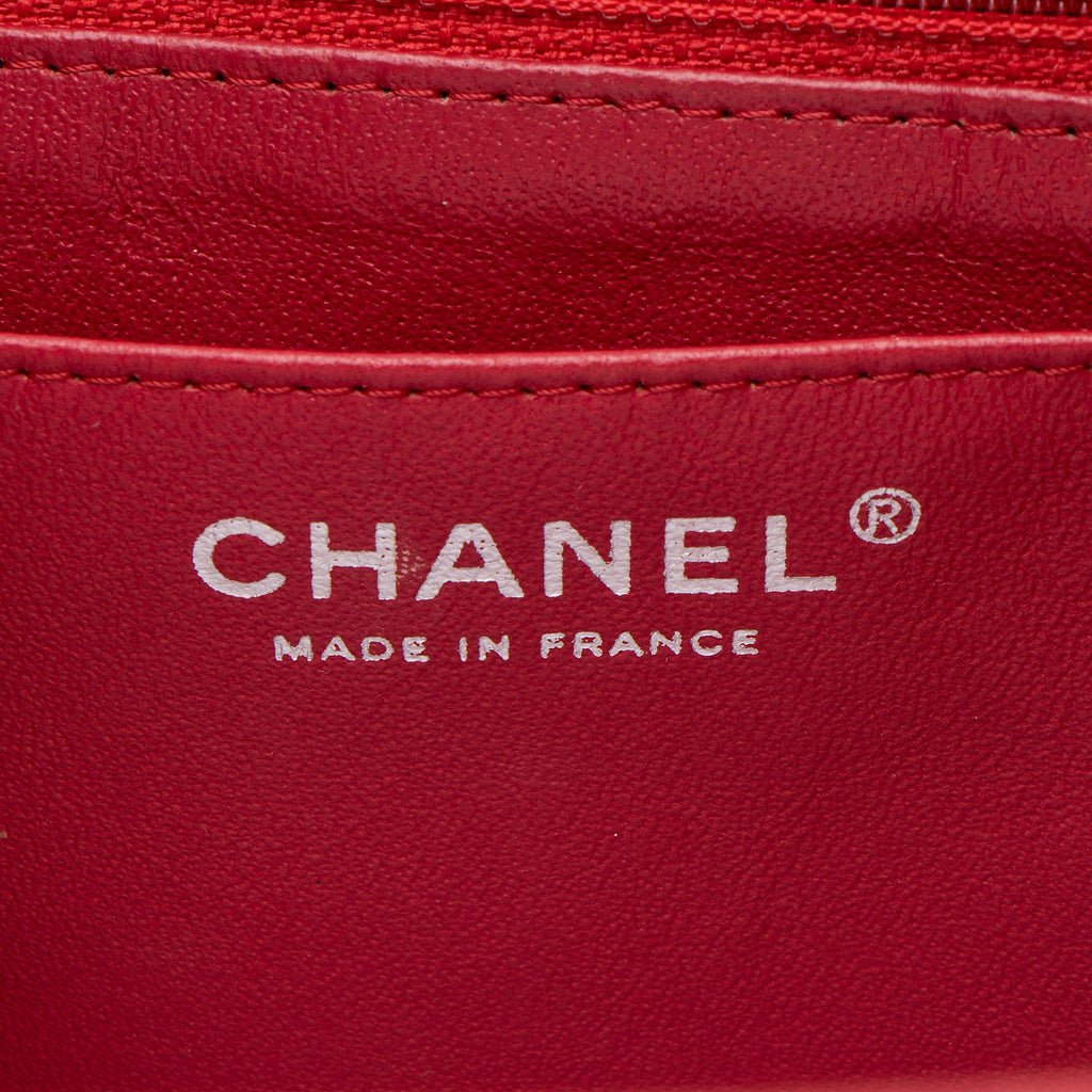 Chanel Lambskin Classic Jumbo Single Flap Bag