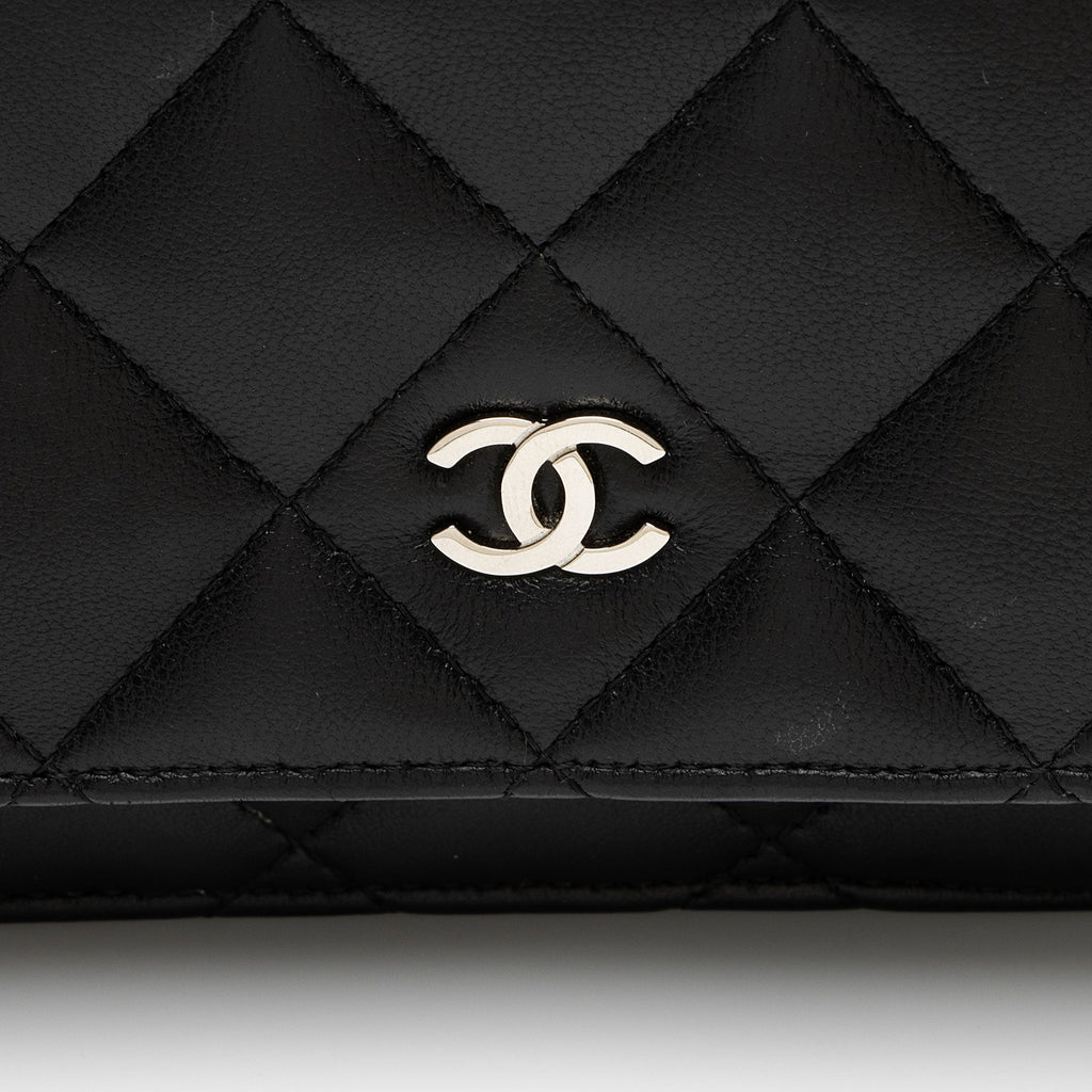 Chanel Lambskin Classic Wallet on Chain (SHF-zqvIju)