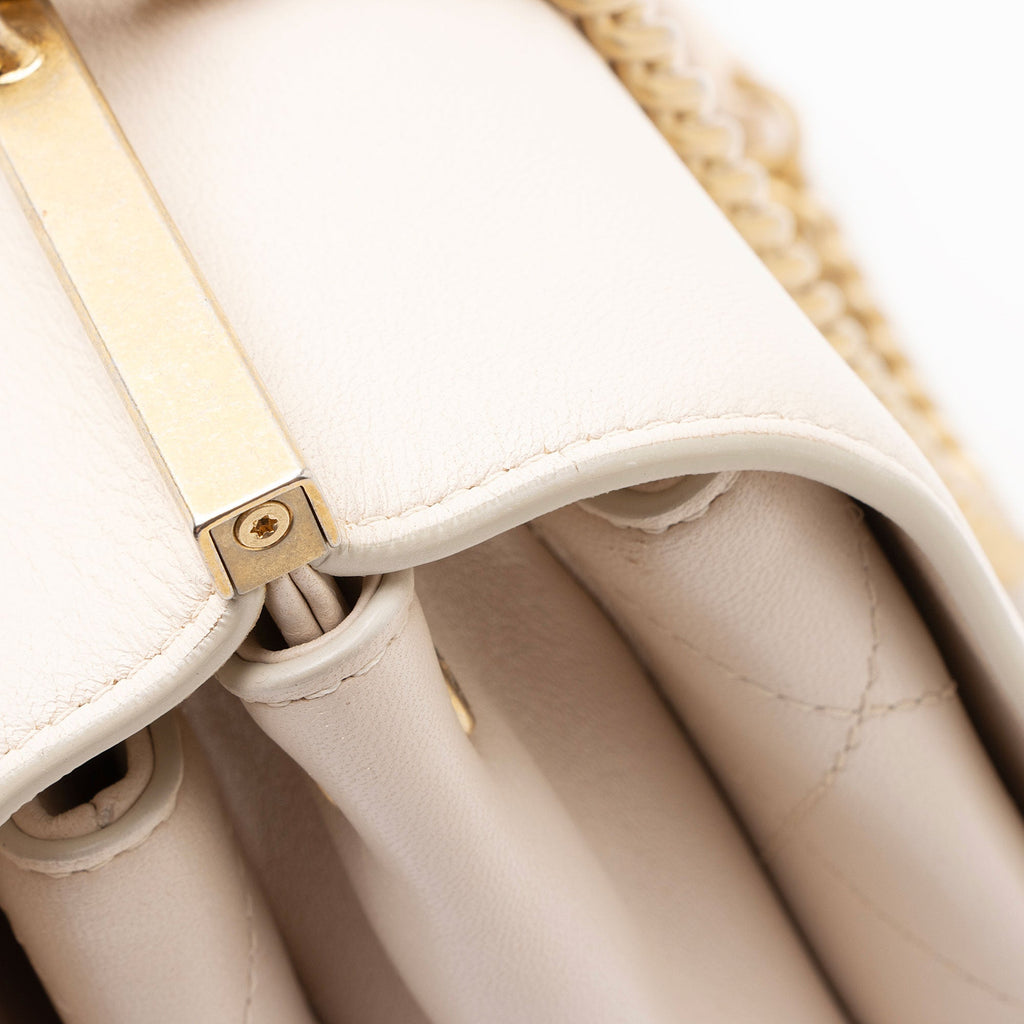 Chanel Lambskin Coco Lux Medium Flap Bag (SHF-mhN1qb)