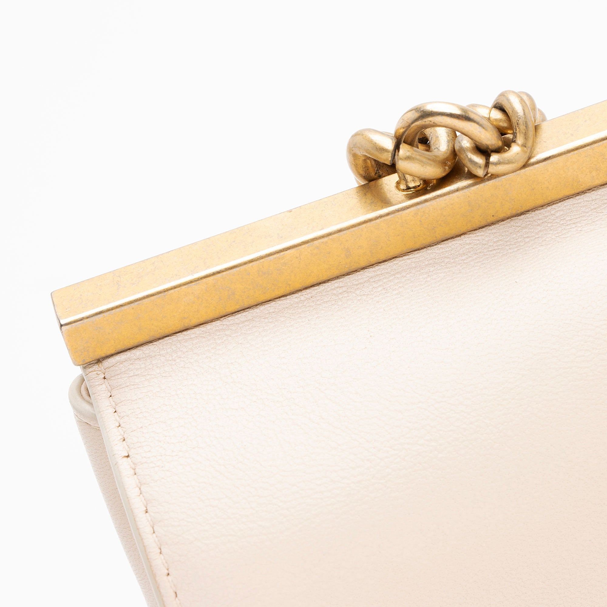 Chanel Lambskin Coco Lux Medium Flap Bag (SHF-mhN1qb)