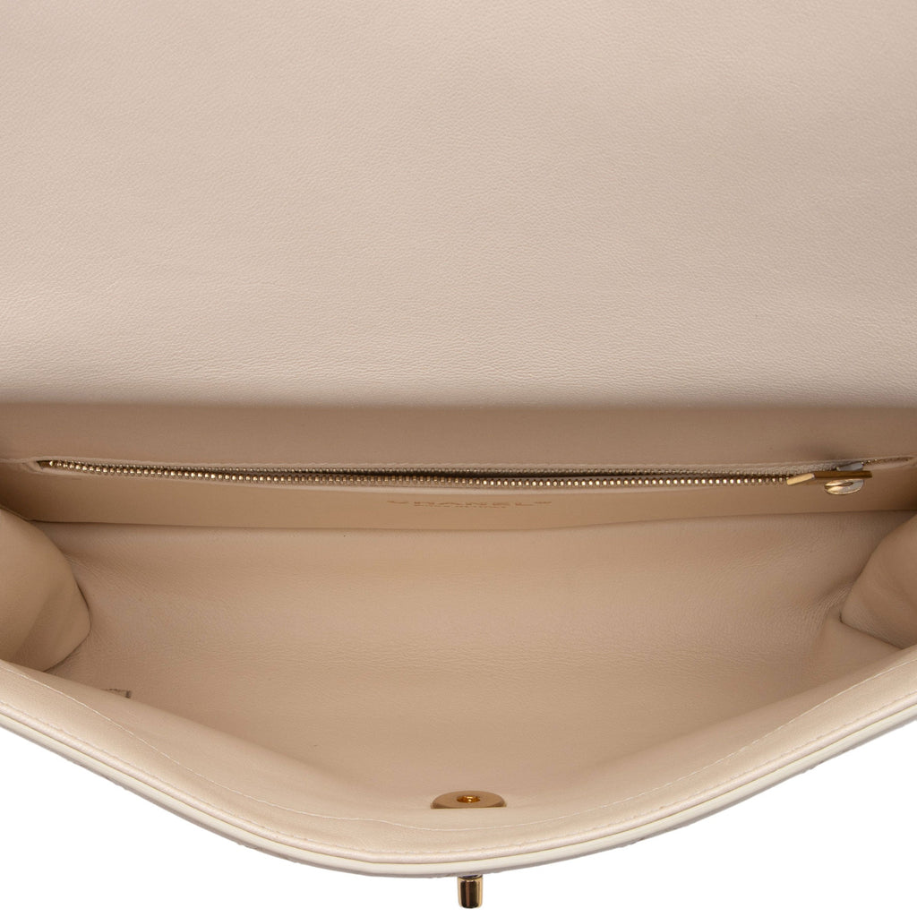 Chanel Lambskin Coco Lux Medium Flap Bag (SHF-mhN1qb)