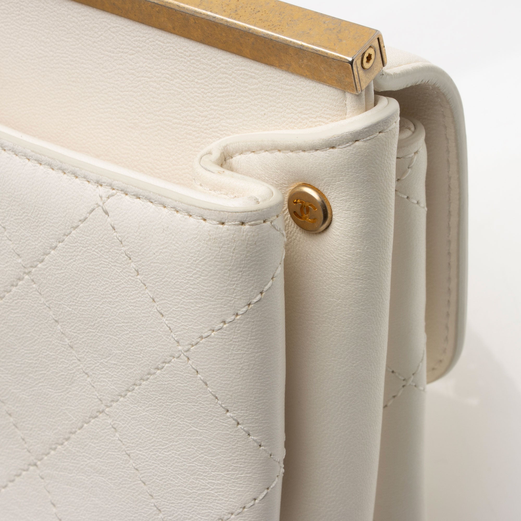 Chanel Lambskin Coco Lux Small Flap Bag (SHF-48E89g)