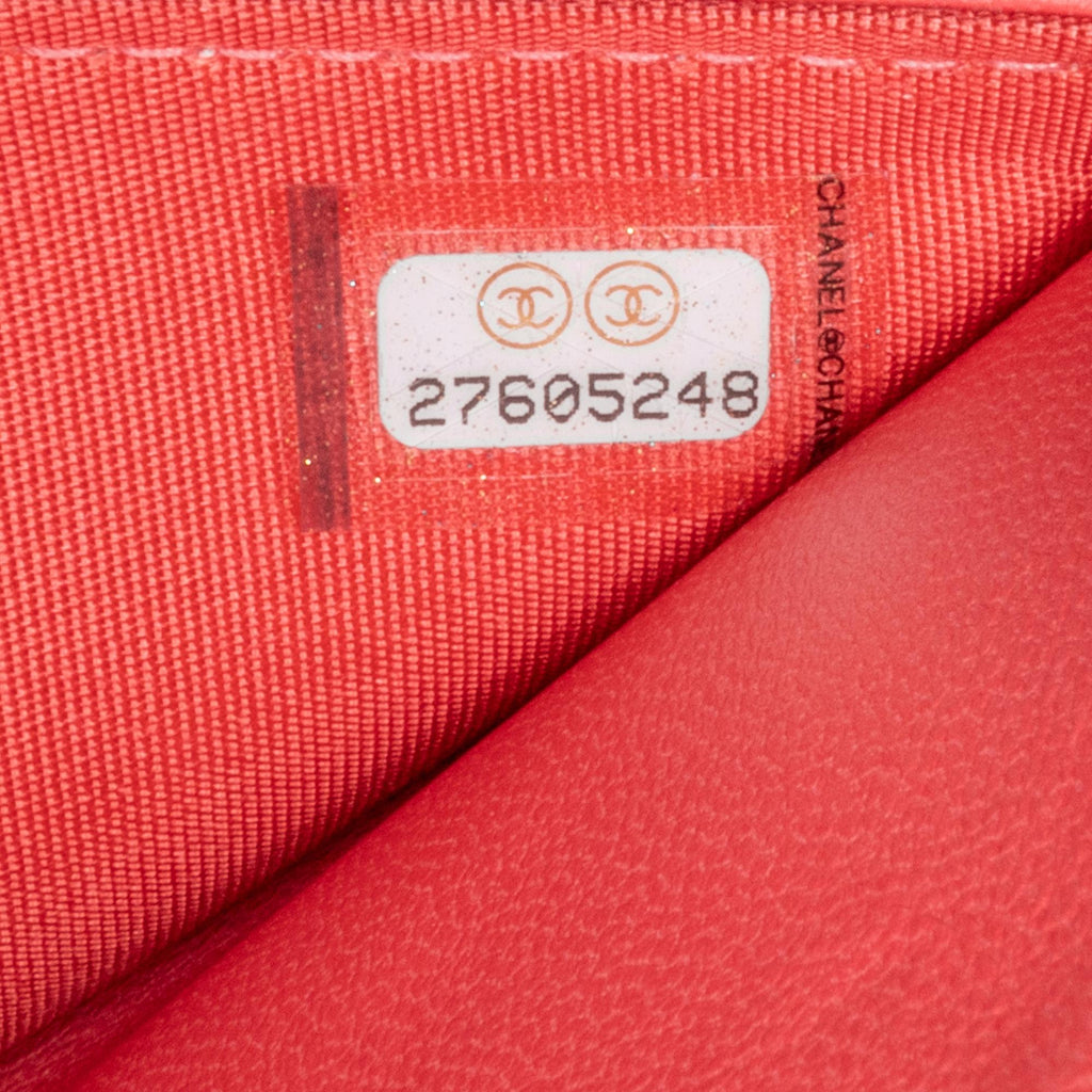 Chanel Lambskin Color Pop CC Wallet On Chain (SHG-pah7rE)