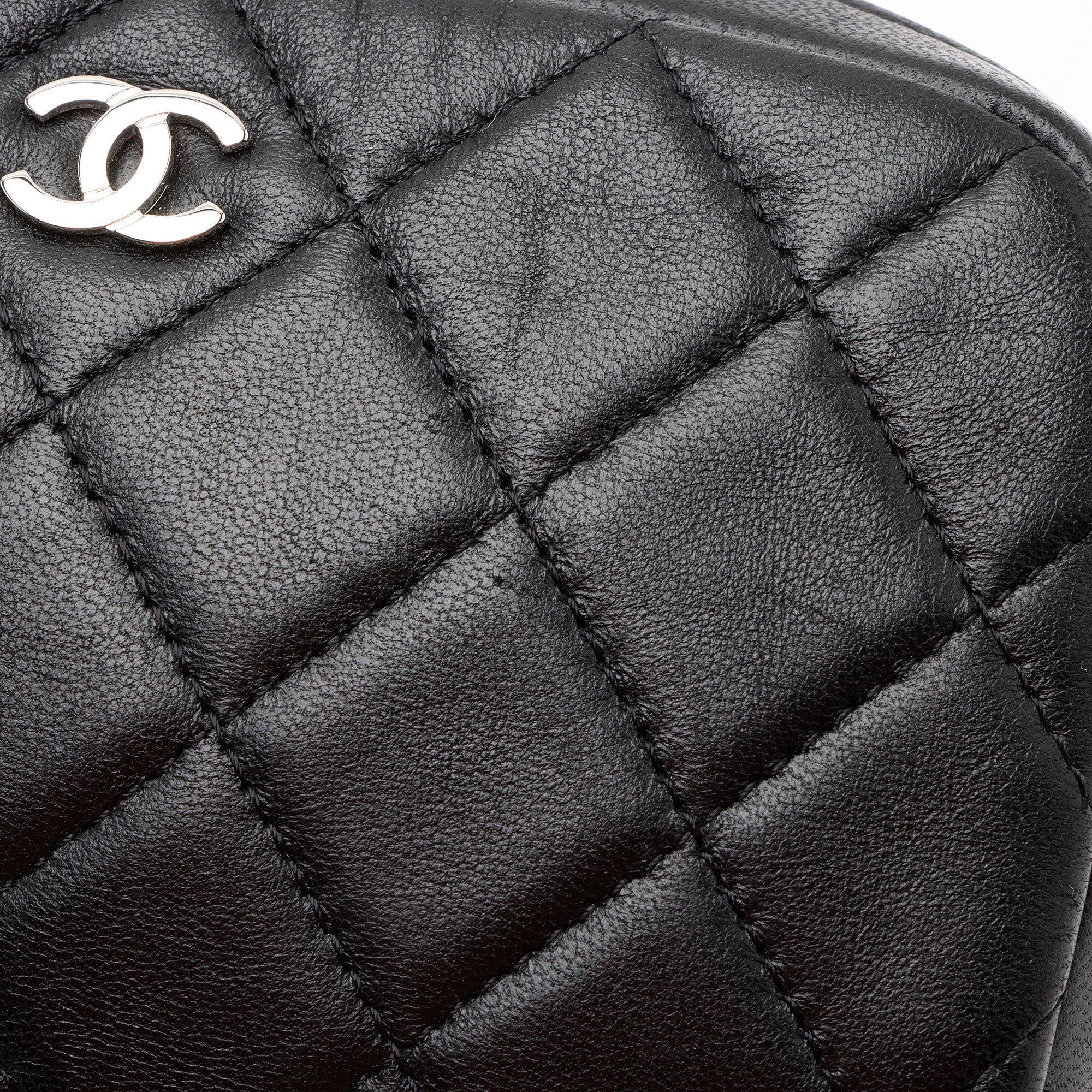 Chanel Lambskin Curvy Small Cosmetic Pouch (SHF-bKQqBi)