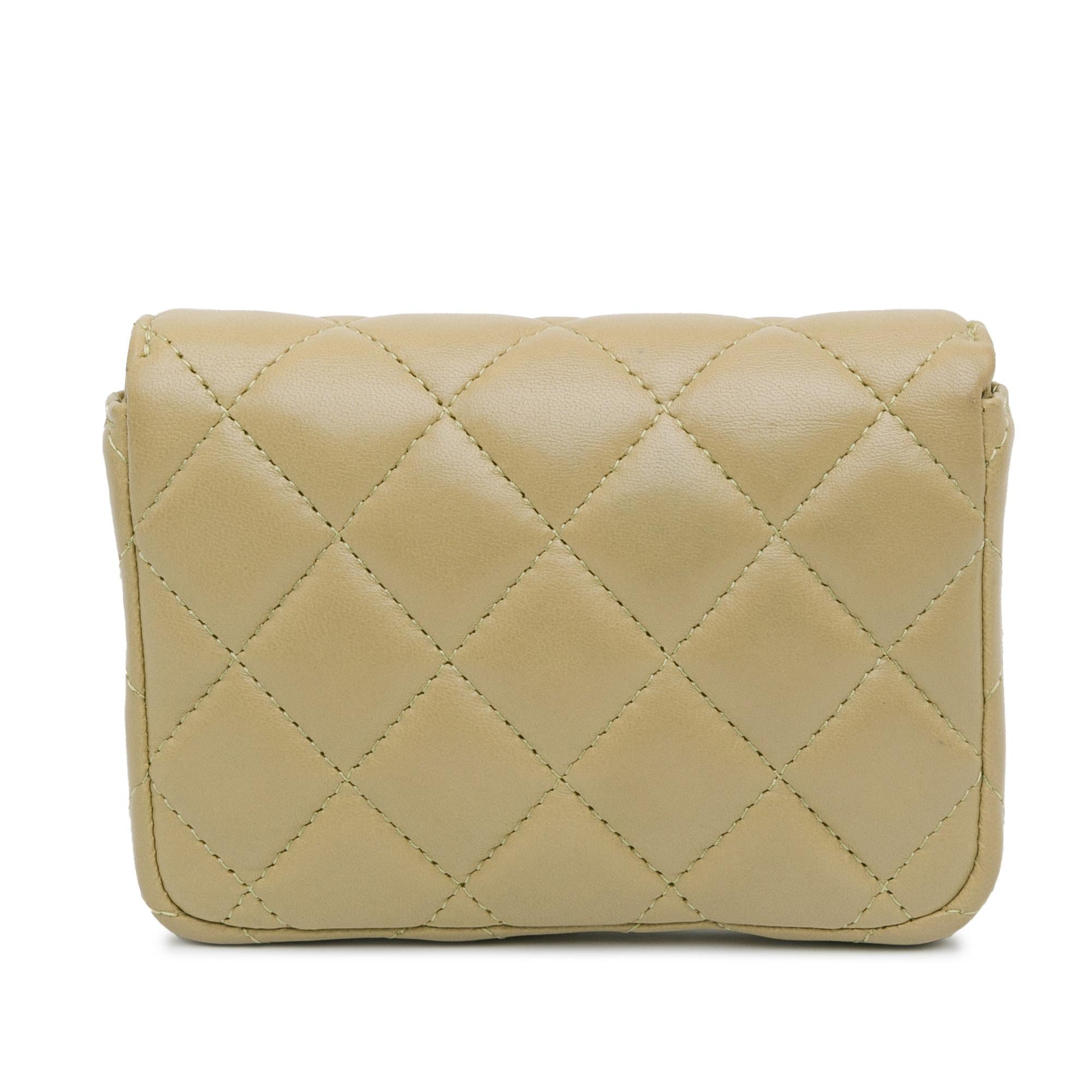 Chanel Lambskin Enamel Coco Hearts Clutch with Chain (SHG-eIwWFs)