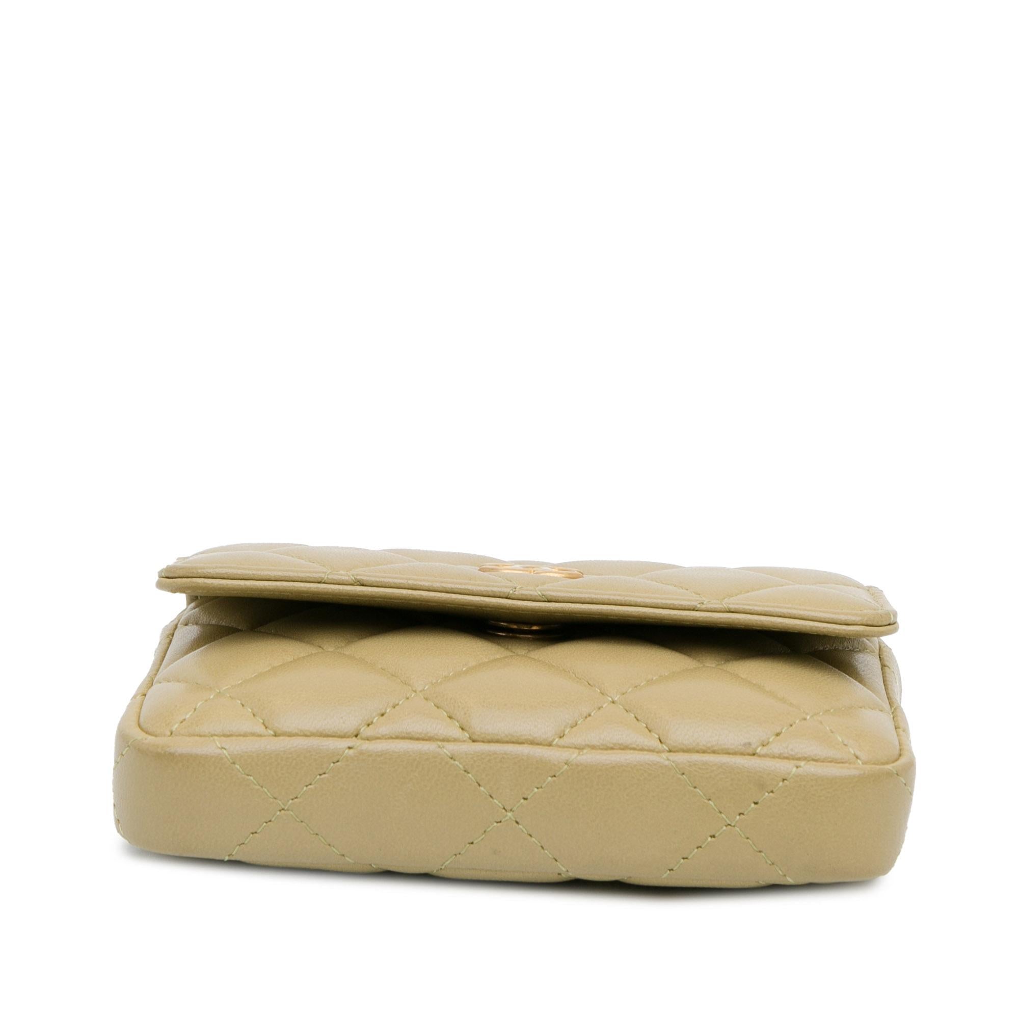 Chanel Lambskin Enamel Coco Hearts Clutch with Chain (SHG-eIwWFs)