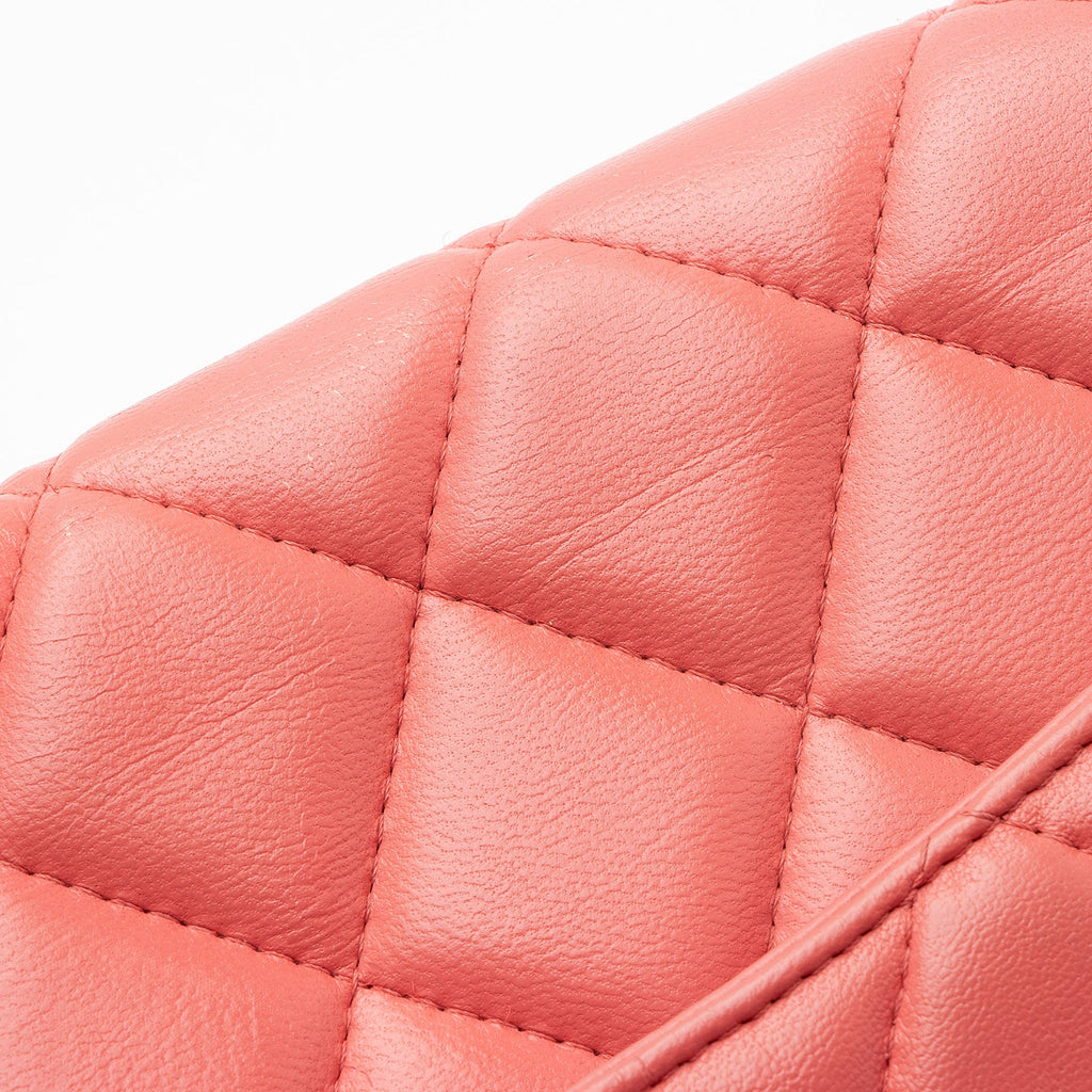 Chanel Lambskin Flap Clutch on Chain (SHF-1nJPM6)