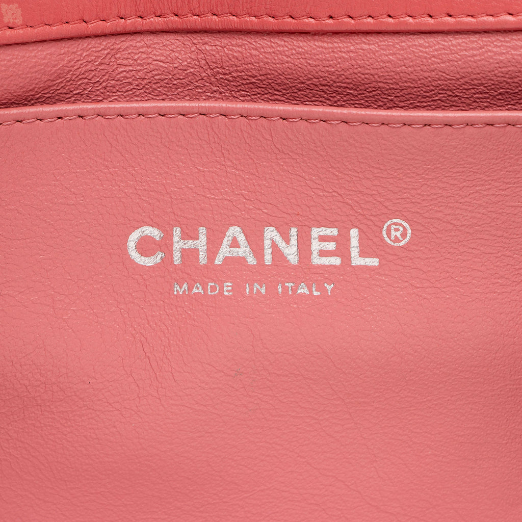 Chanel Lambskin Flap Clutch on Chain (SHF-1nJPM6)