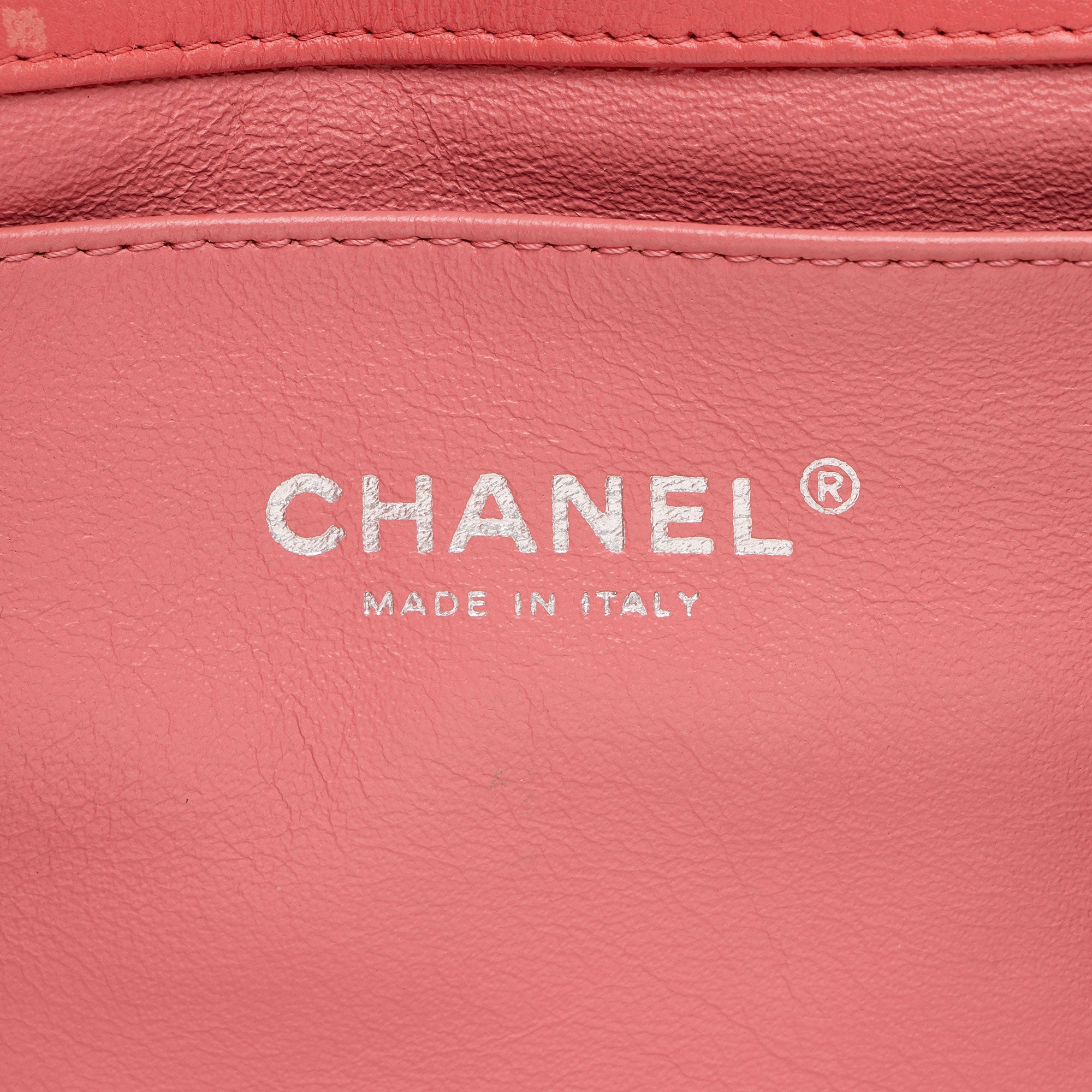 Chanel Lambskin Flap Clutch on Chain (SHF-1nJPM6)