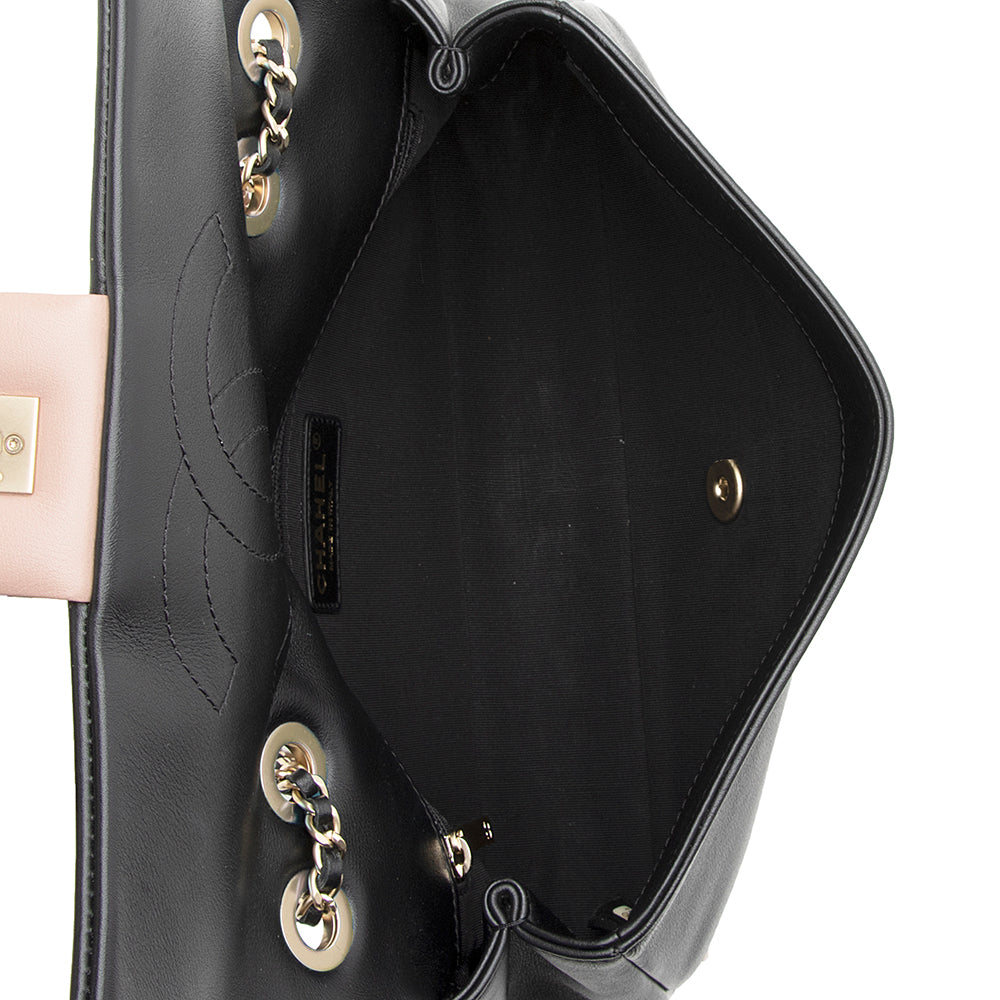 Chanel Lambskin Graphic Medium Flap Bag (SHF-20883)