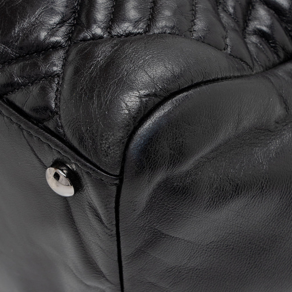 Chanel Lambskin In and Out Maxi Flap Bag (SHF-A4kgjG)