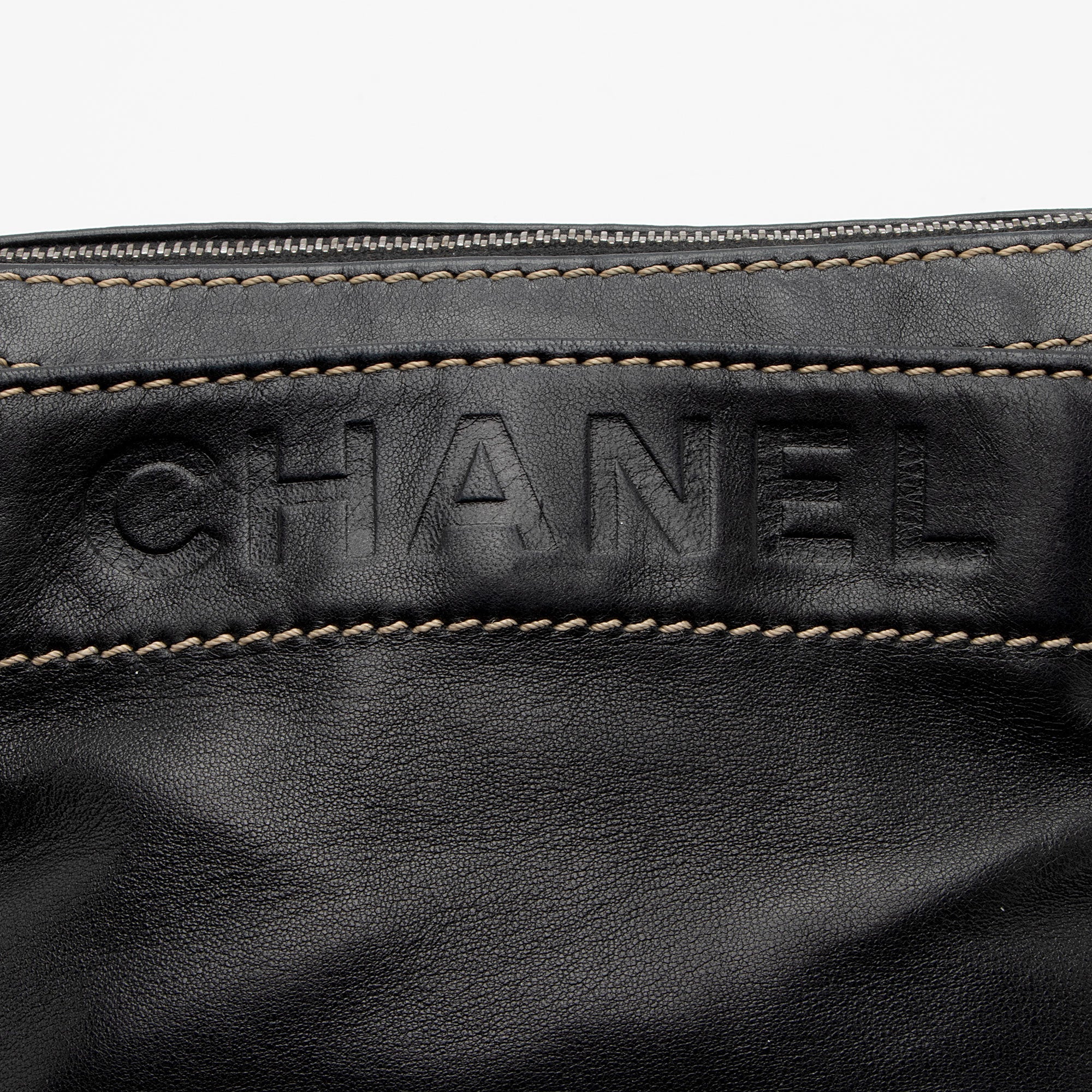 Chanel Lambskin LAX Accordion Shoulder Bag (SHF-8qR2yb)